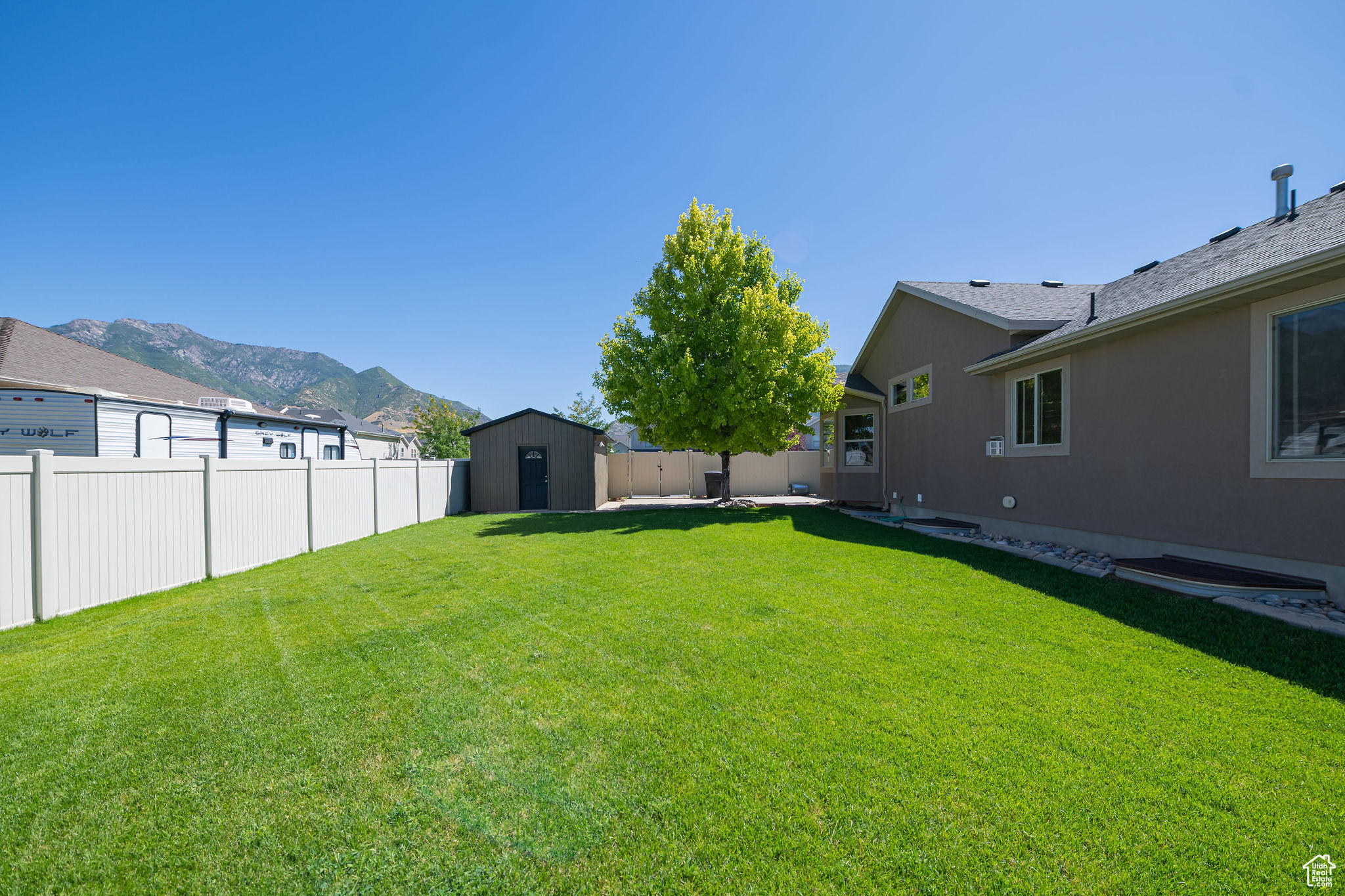 1546 E 7500 S, South Weber, Utah 84405, 5 Bedrooms Bedrooms, 16 Rooms Rooms,3 BathroomsBathrooms,Residential,For sale,7500,2019758