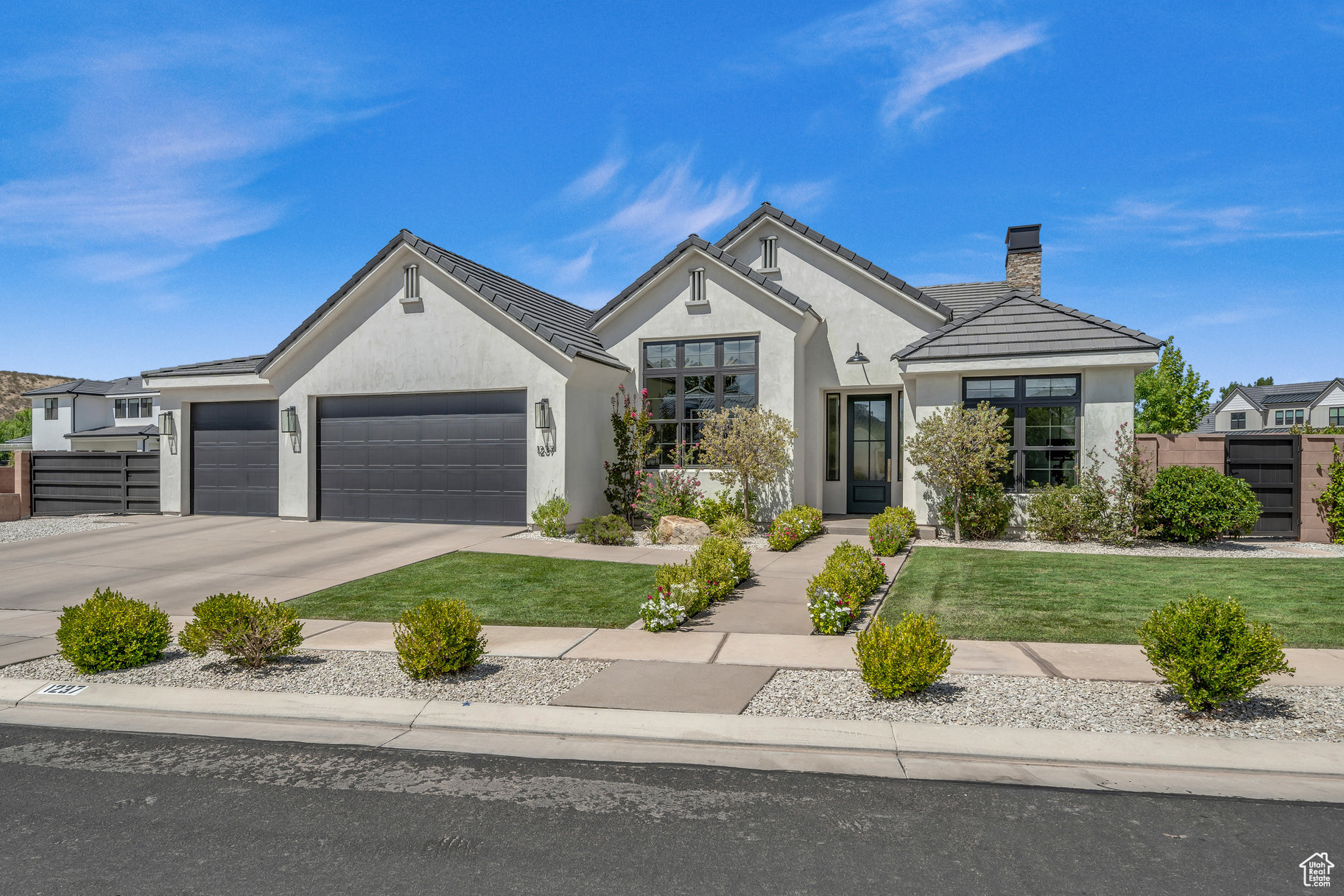 1237 VERNONS, Santa Clara, Utah 84765, 4 Bedrooms Bedrooms, 11 Rooms Rooms,2 BathroomsBathrooms,Residential,For sale,VERNONS,2020034