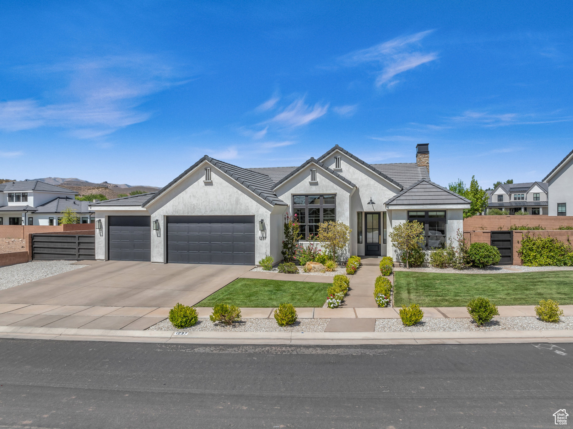 1237 VERNONS, Santa Clara, Utah 84765, 4 Bedrooms Bedrooms, 11 Rooms Rooms,2 BathroomsBathrooms,Residential,For sale,VERNONS,2020034