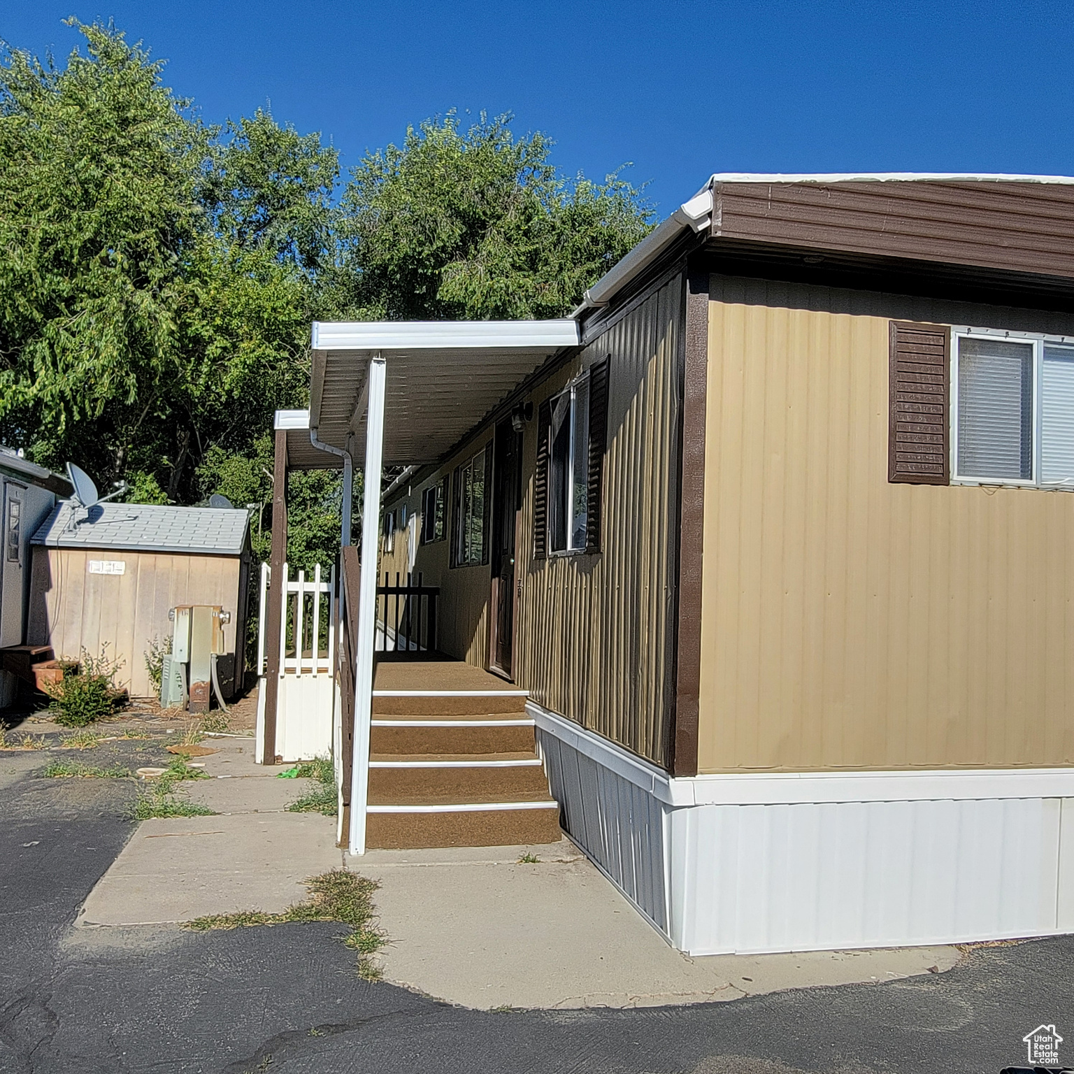 5648 S 1150 W #41, Riverdale, Utah 84405, 2 Bedrooms Bedrooms, 6 Rooms Rooms,1 BathroomBathrooms,Residential,For sale,1150,2020520