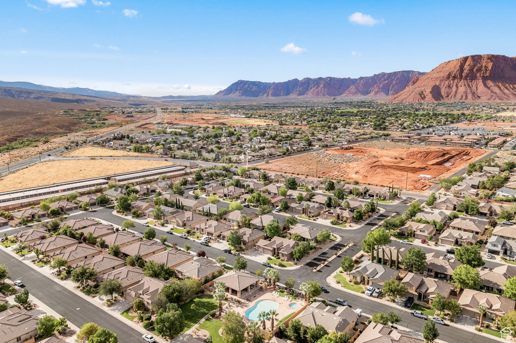 Bird's eye view featuring a mountain view