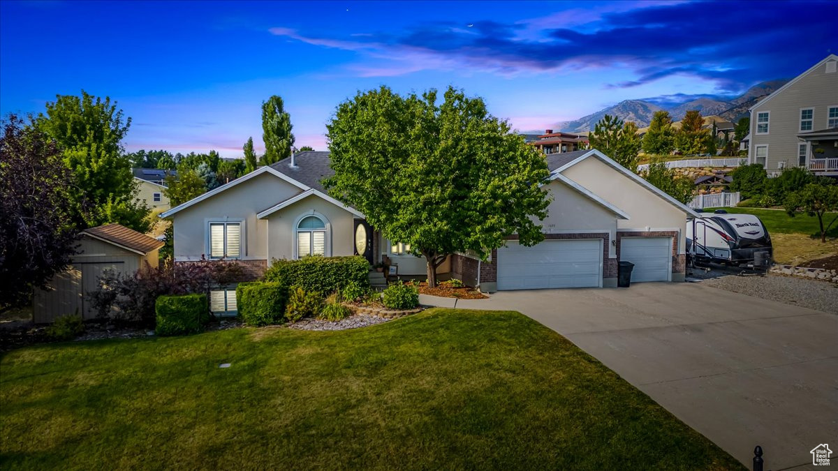 1695 E 3250 N, North Logan, Utah 84341, 6 Bedrooms Bedrooms, 18 Rooms Rooms,2 BathroomsBathrooms,Residential,For sale,3250,2020656