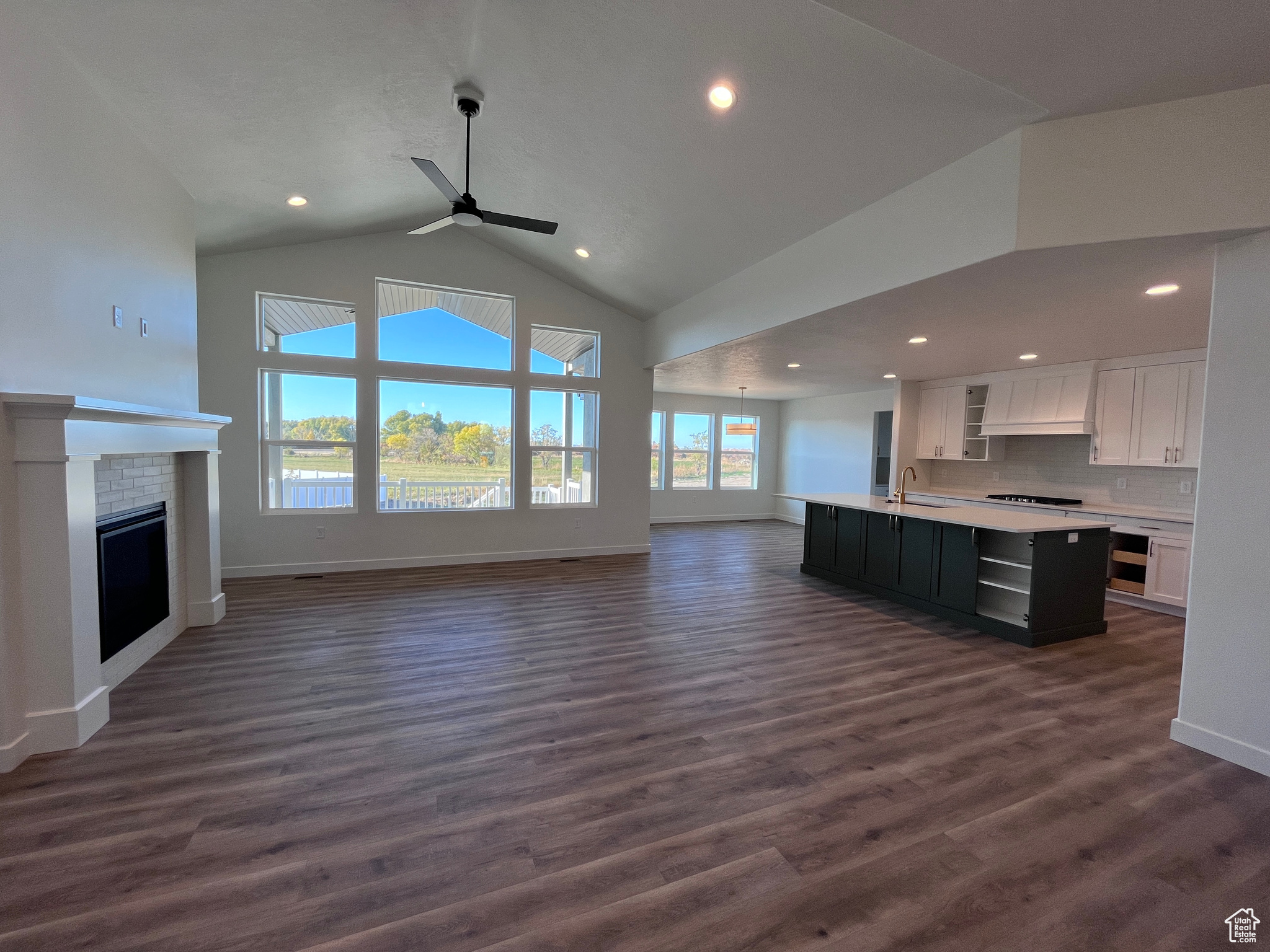 31 S 1400 W #17, Marriott Slaterville, Utah 84404, 5 Bedrooms Bedrooms, 15 Rooms Rooms,3 BathroomsBathrooms,Residential,For sale,1400,2020887