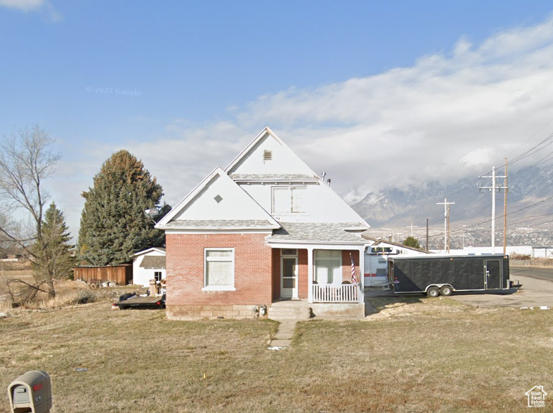 1218 W HARRISVILLE, Farr West, Utah 84404, 6 Bedrooms Bedrooms, 8 Rooms Rooms,Residential,For sale,HARRISVILLE,2020995