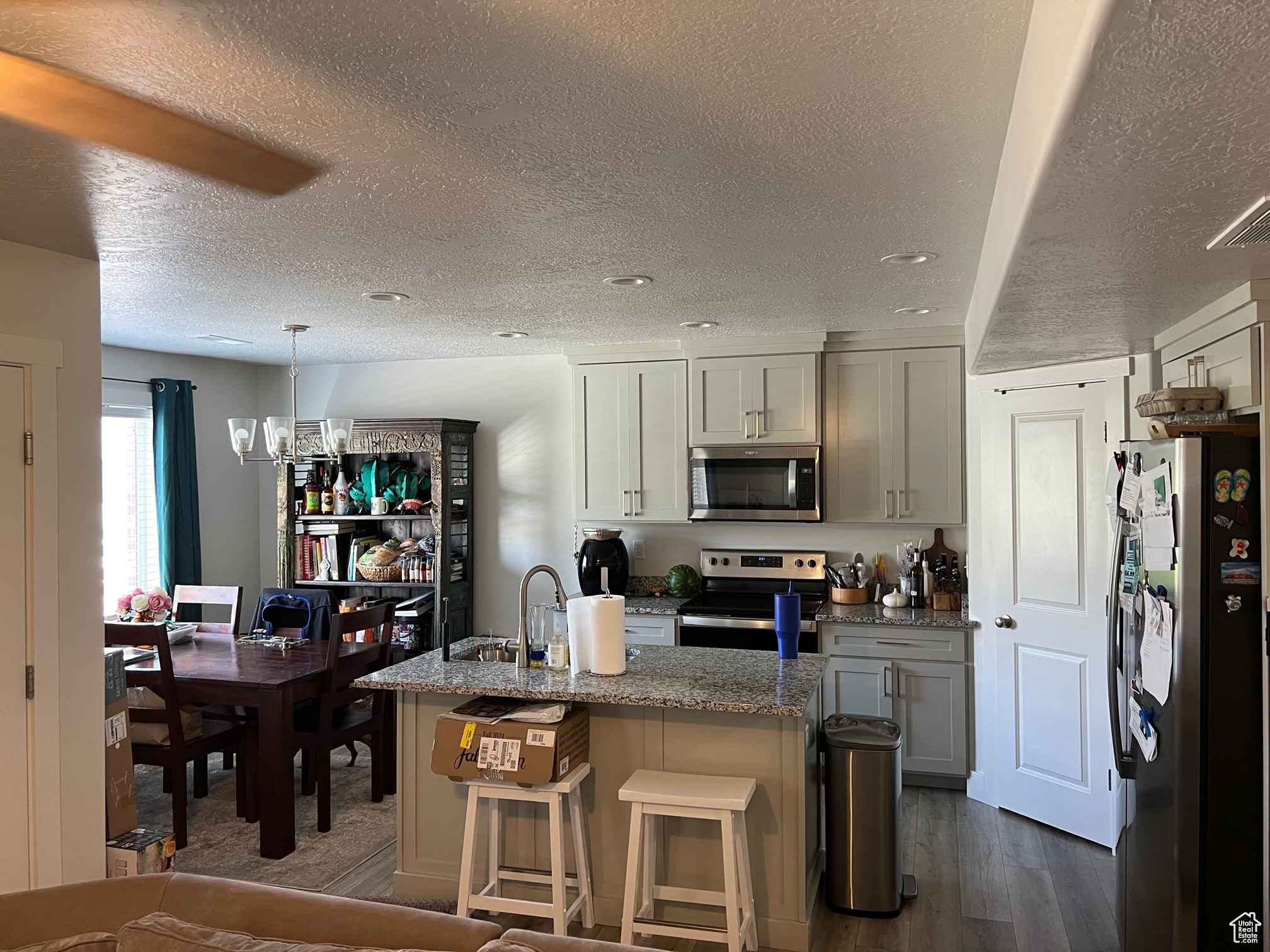 2046 N 380 E, North Logan, Utah 84341, 3 Bedrooms Bedrooms, 9 Rooms Rooms,2 BathroomsBathrooms,Residential,For sale,380,2021137