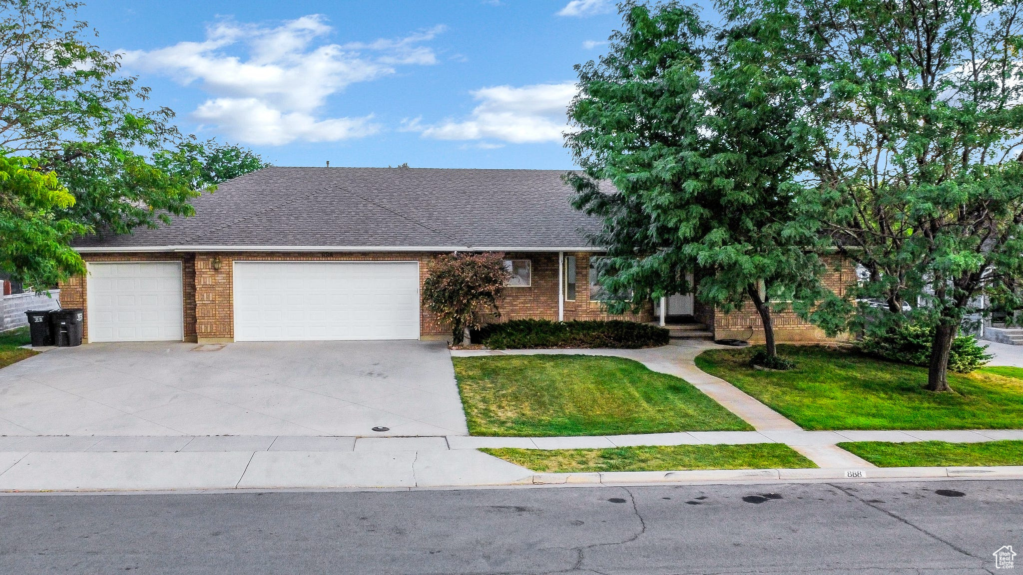 888 N INDIAN HILLS, Richfield, Utah 84701, 4 Bedrooms Bedrooms, 13 Rooms Rooms,3 BathroomsBathrooms,Residential,For sale,INDIAN HILLS,2021631