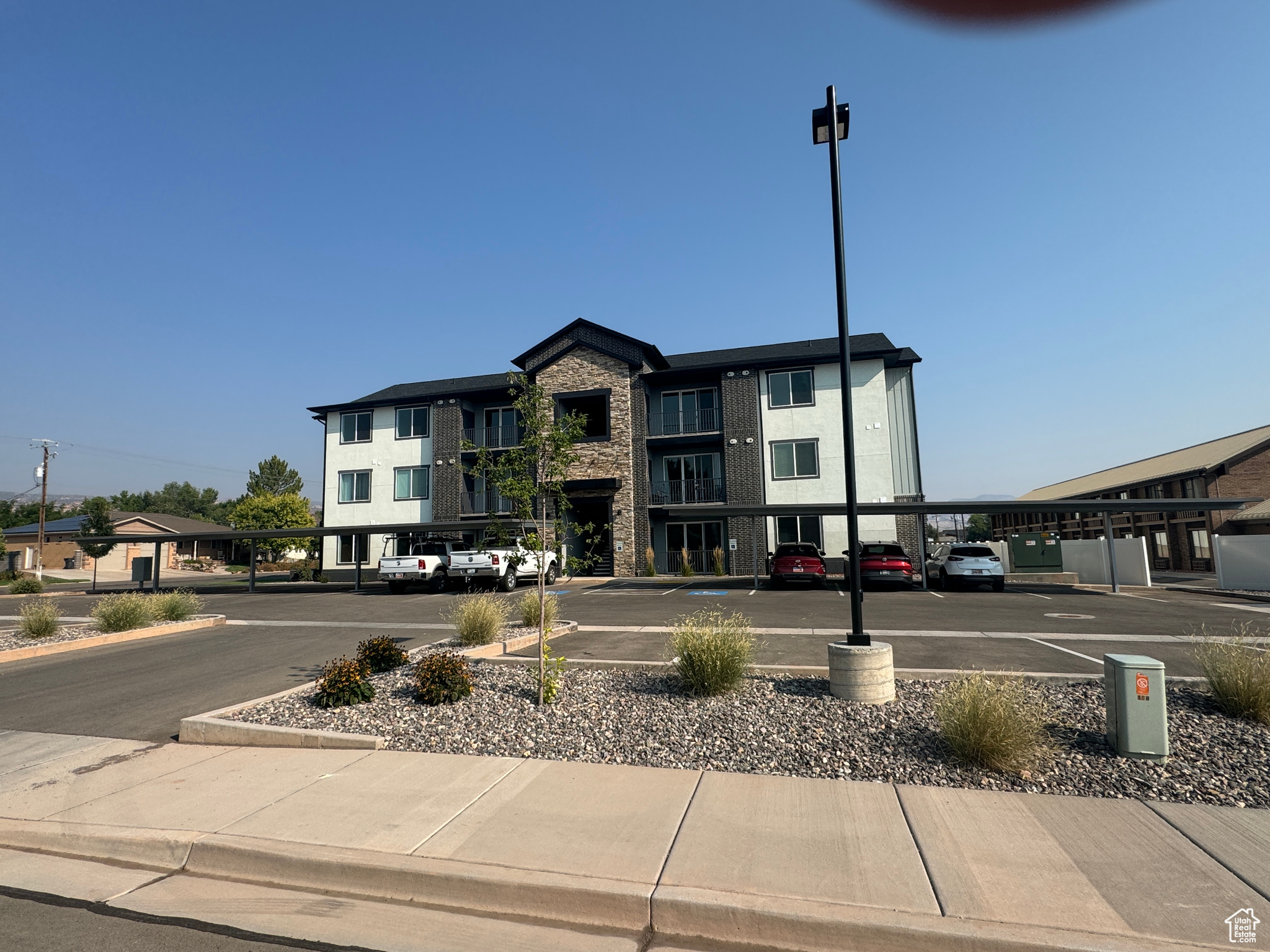 553 S 100 W #102, Richfield, Utah 84701, 2 Bedrooms Bedrooms, 9 Rooms Rooms,1 BathroomBathrooms,Residential,For sale,100,2021649