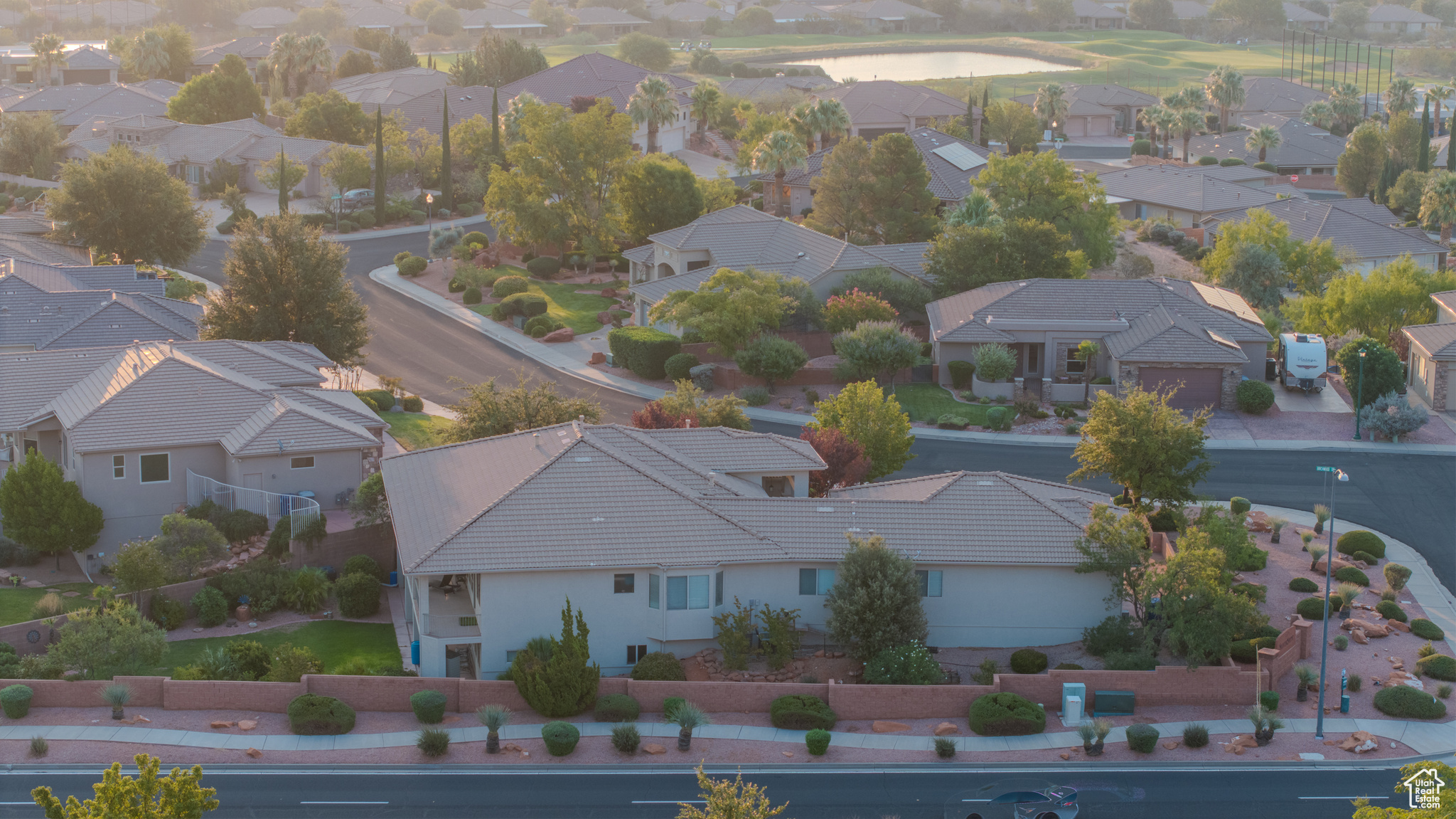 Birds eye view of property