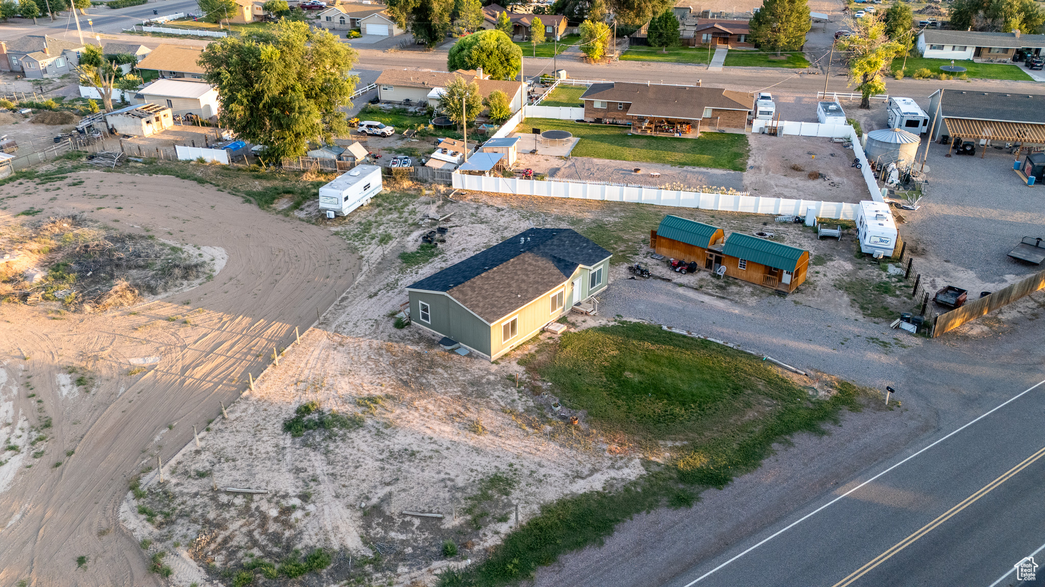 55 S CENTRAL, Central Valley, Utah 84754, 3 Bedrooms Bedrooms, 9 Rooms Rooms,2 BathroomsBathrooms,Residential,For sale,CENTRAL,2022162