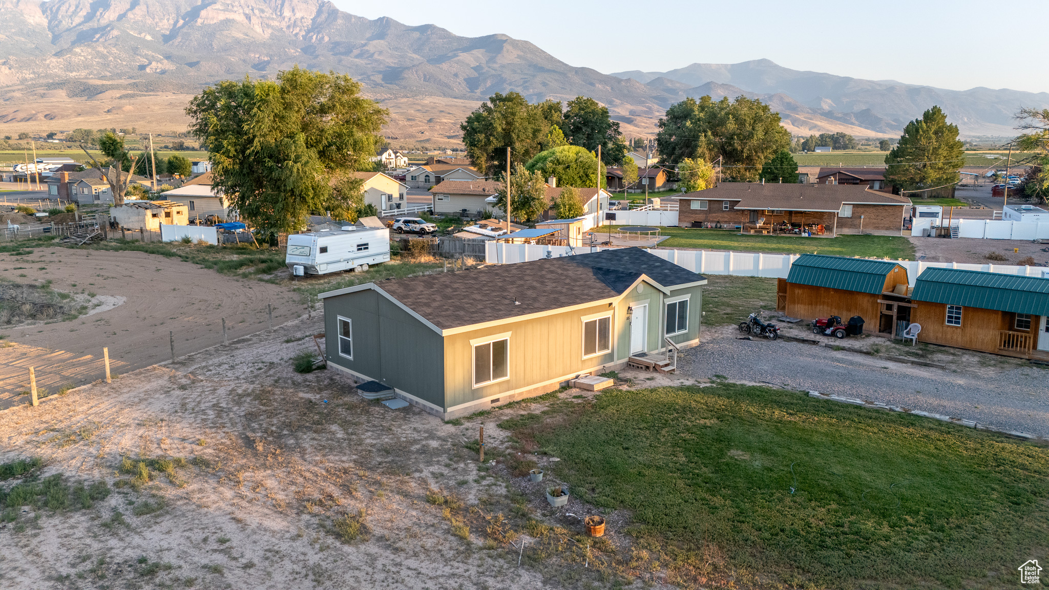 55 S CENTRAL, Central Valley, Utah 84754, 3 Bedrooms Bedrooms, 9 Rooms Rooms,2 BathroomsBathrooms,Residential,For sale,CENTRAL,2022162