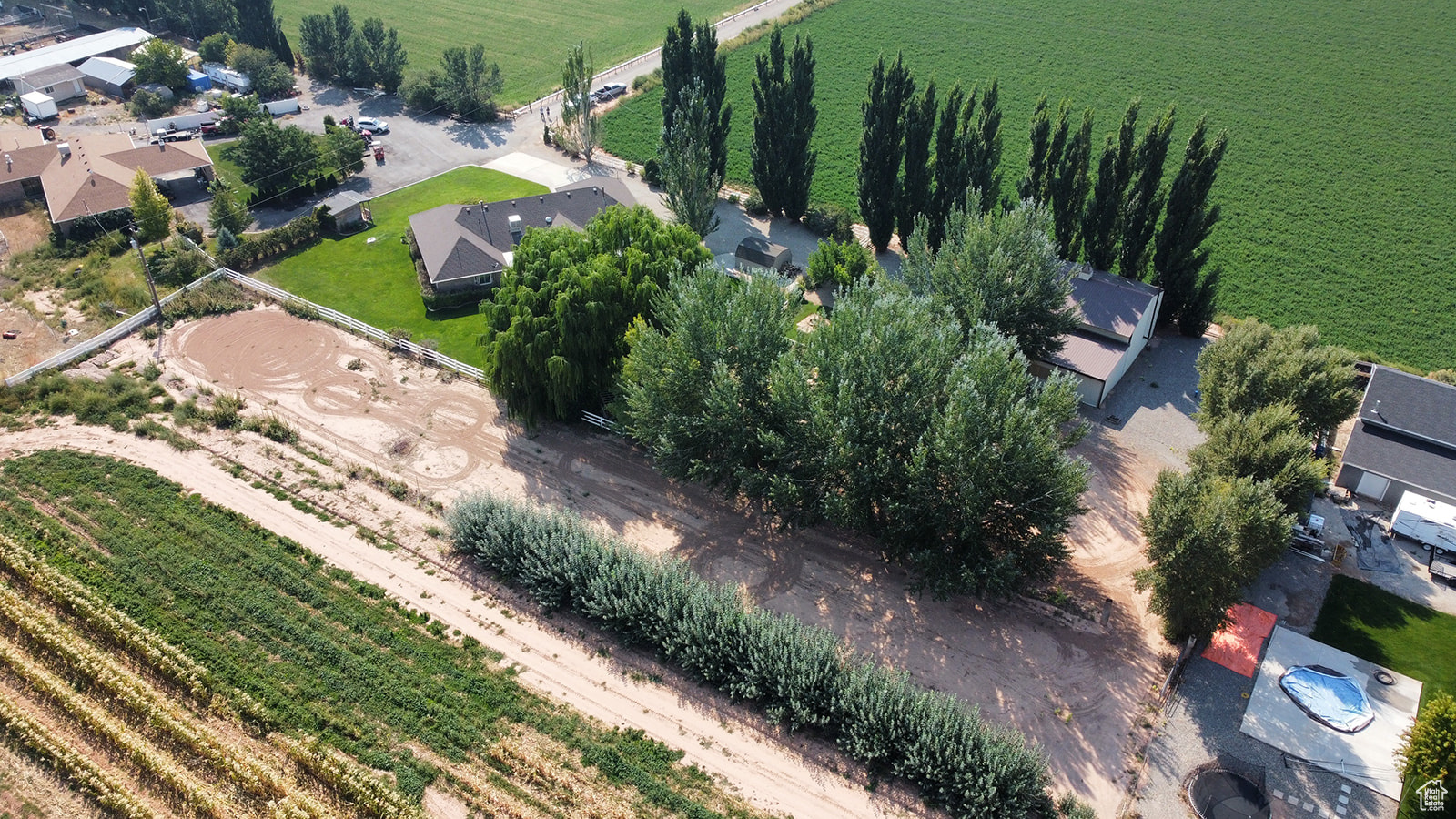 Birds eye view of property featuring a rural view