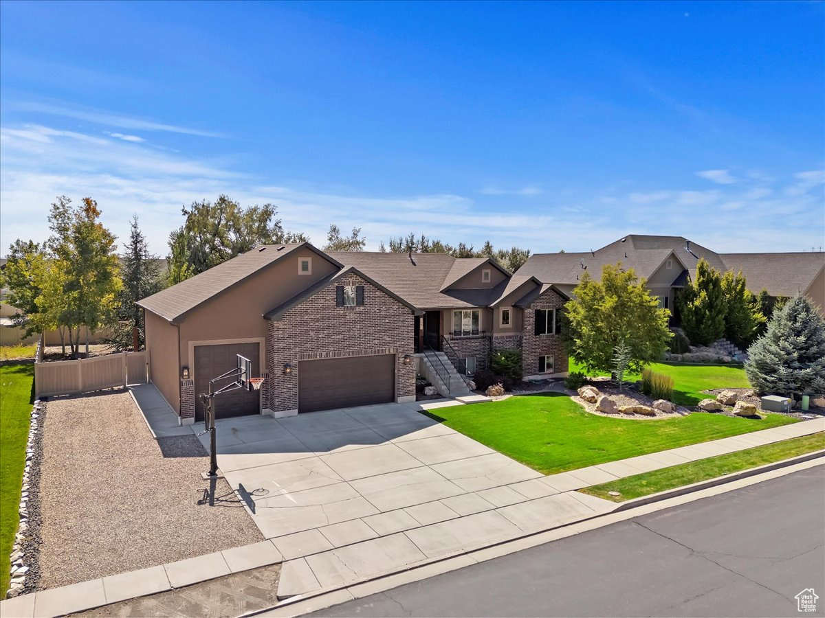 2681 W 2325 N, Farr West, Utah 84404, 5 Bedrooms Bedrooms, 15 Rooms Rooms,3 BathroomsBathrooms,Residential,For sale,2325,2022337