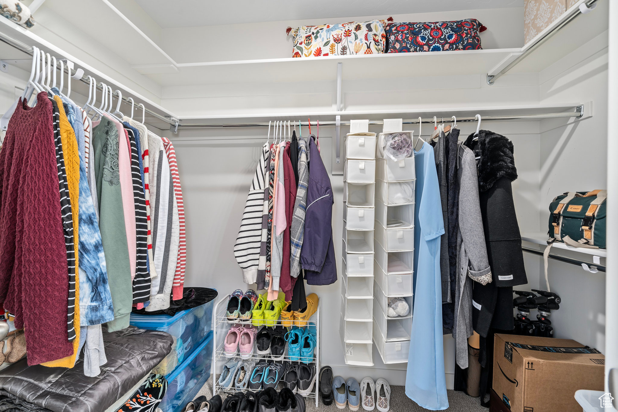 primary bedroom walk in closet
