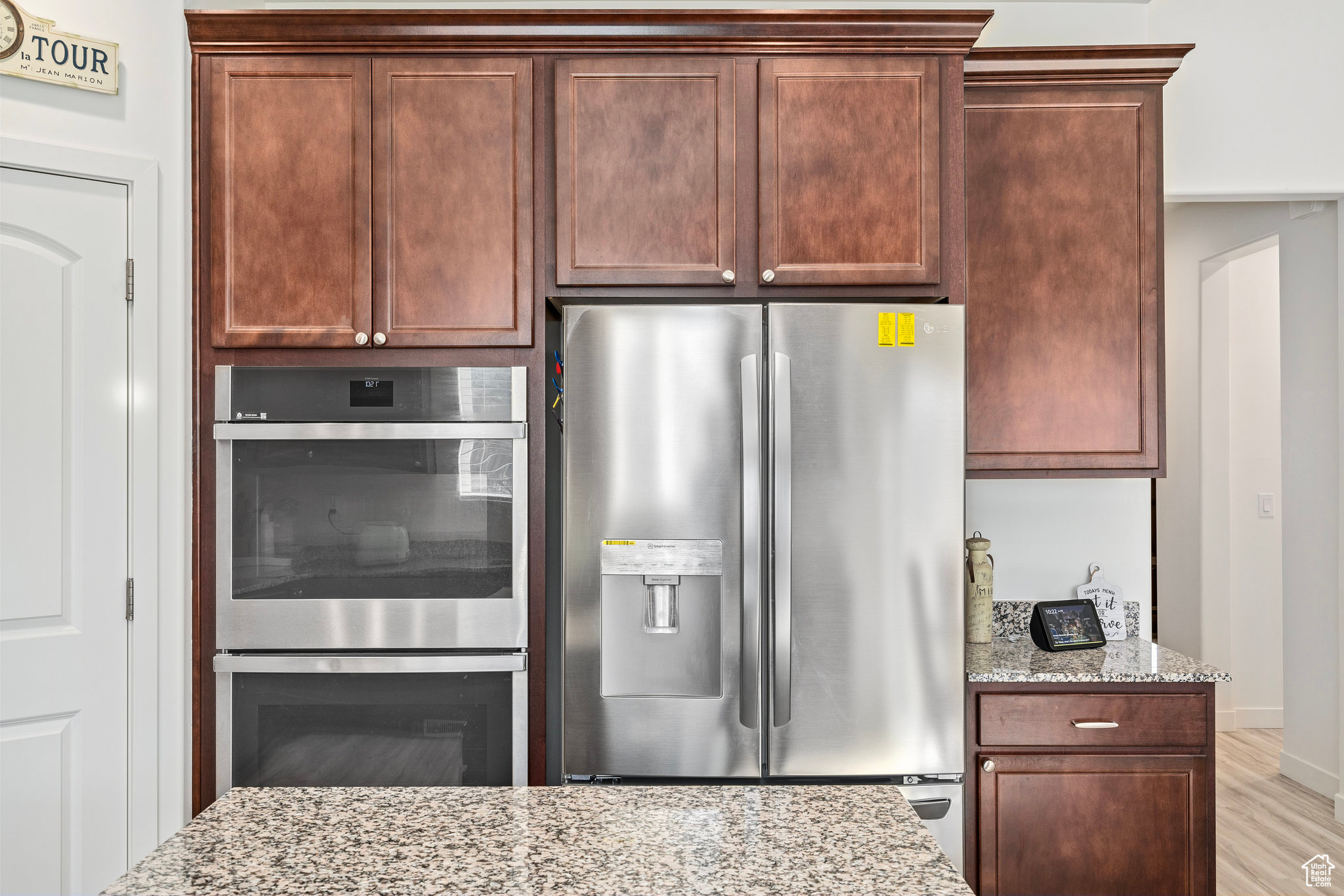 All appliances stay with the house