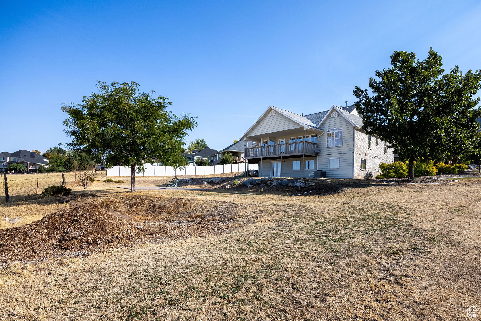 2807 VIEWCREST, North Logan, Utah 84341, 5 Bedrooms Bedrooms, 18 Rooms Rooms,3 BathroomsBathrooms,Residential,For sale,VIEWCREST,2022618