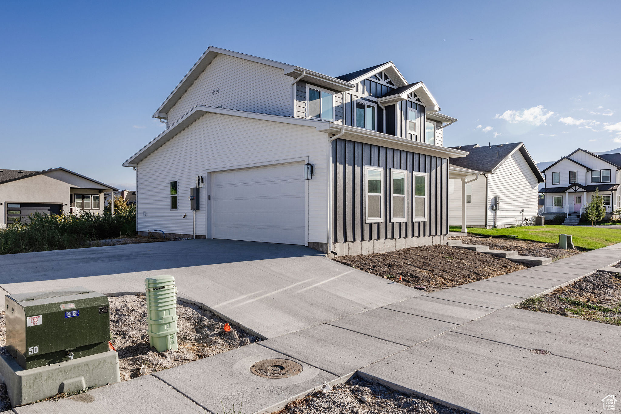 626 W 20 N, Hyrum, Utah 84319, 4 Bedrooms Bedrooms, 9 Rooms Rooms,2 BathroomsBathrooms,Residential,For sale,20,2023155