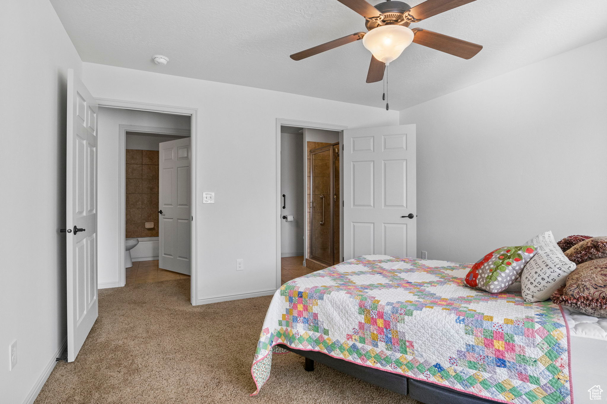 Master bedroom with Bath