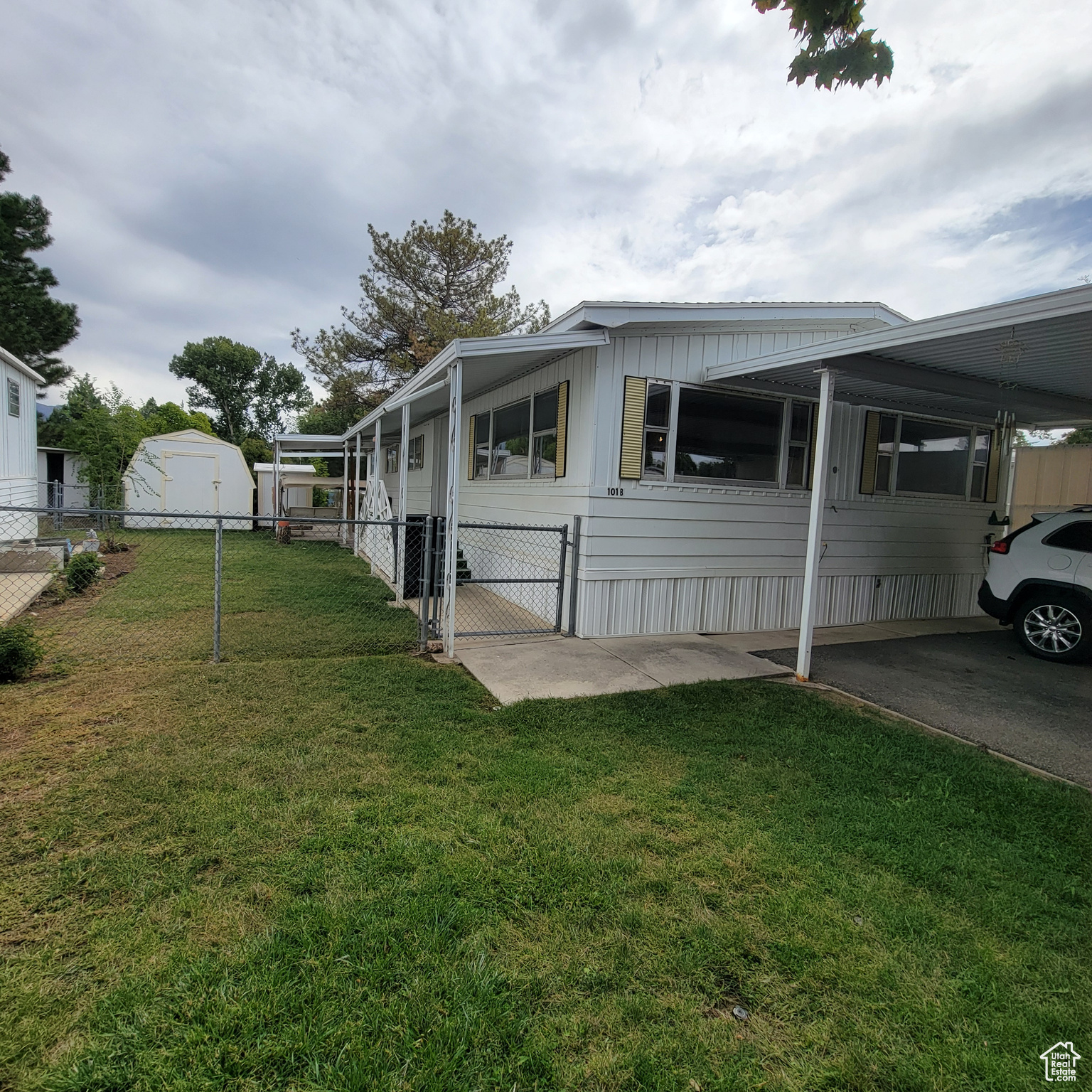 5100 S 1050 W #B101, Riverdale, Utah 84405, 3 Bedrooms Bedrooms, 9 Rooms Rooms,1 BathroomBathrooms,Residential,For sale,1050,2023886