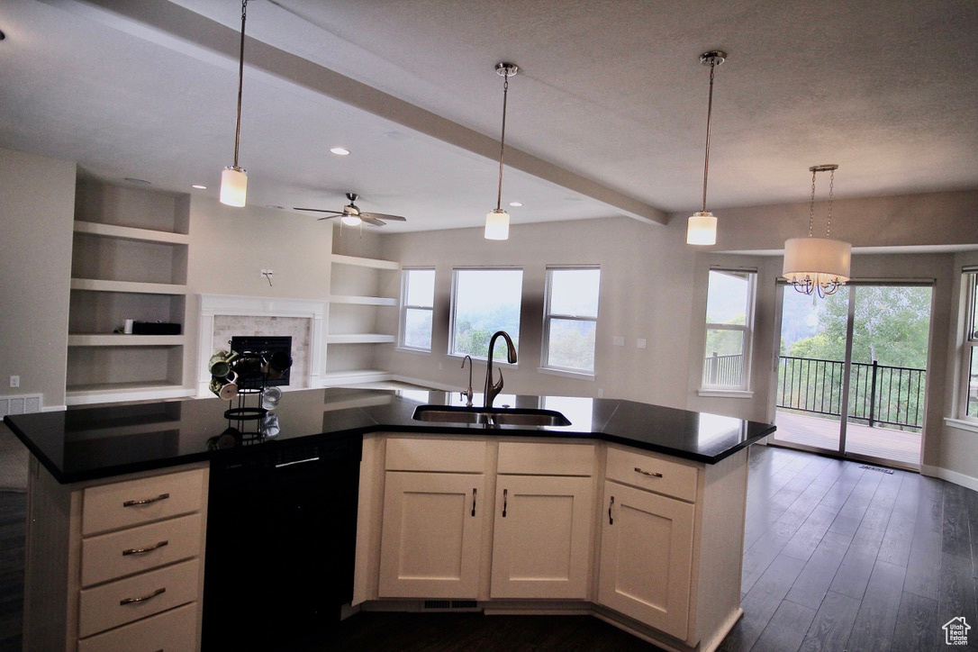 Kitchen-Great room