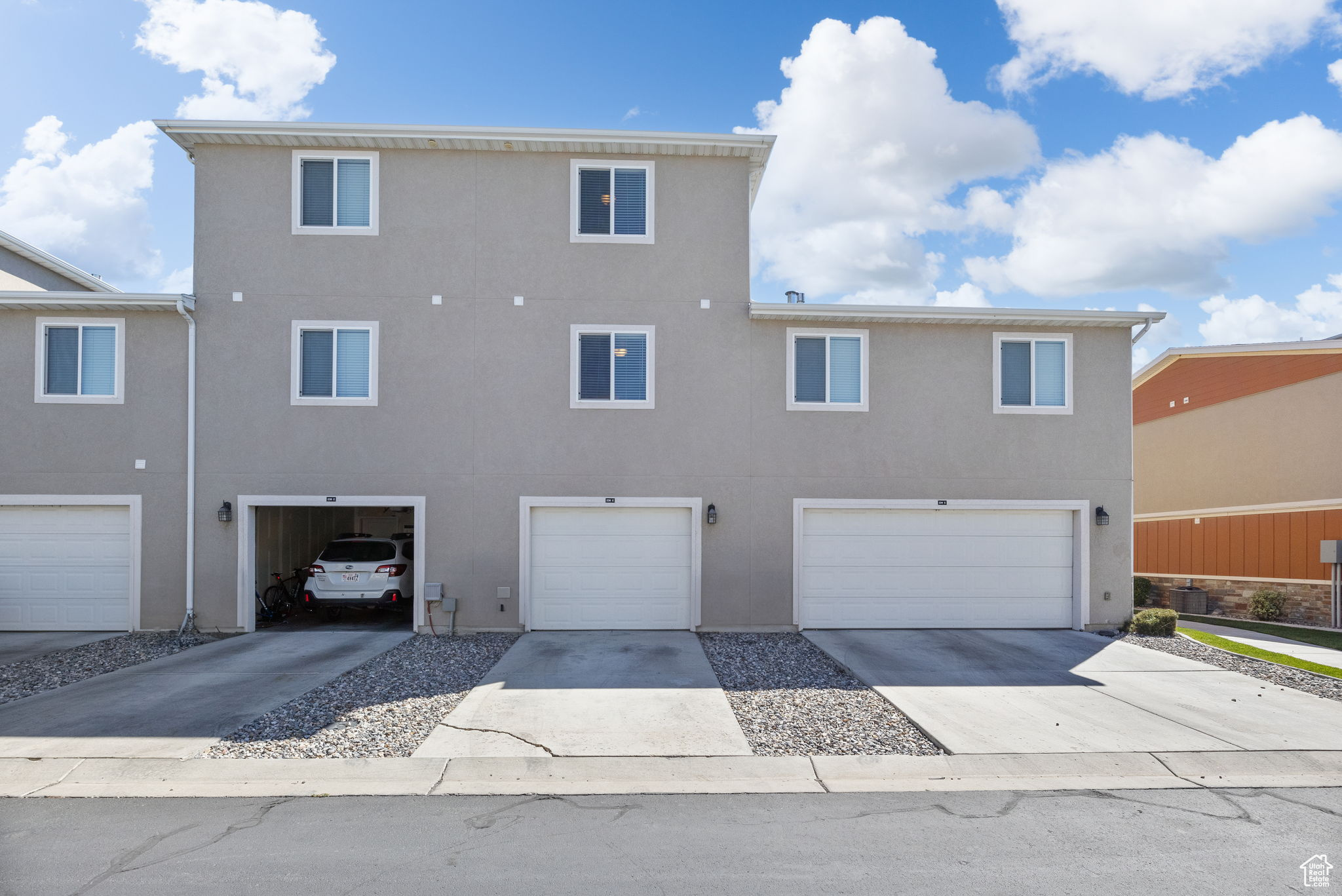 Single car garage