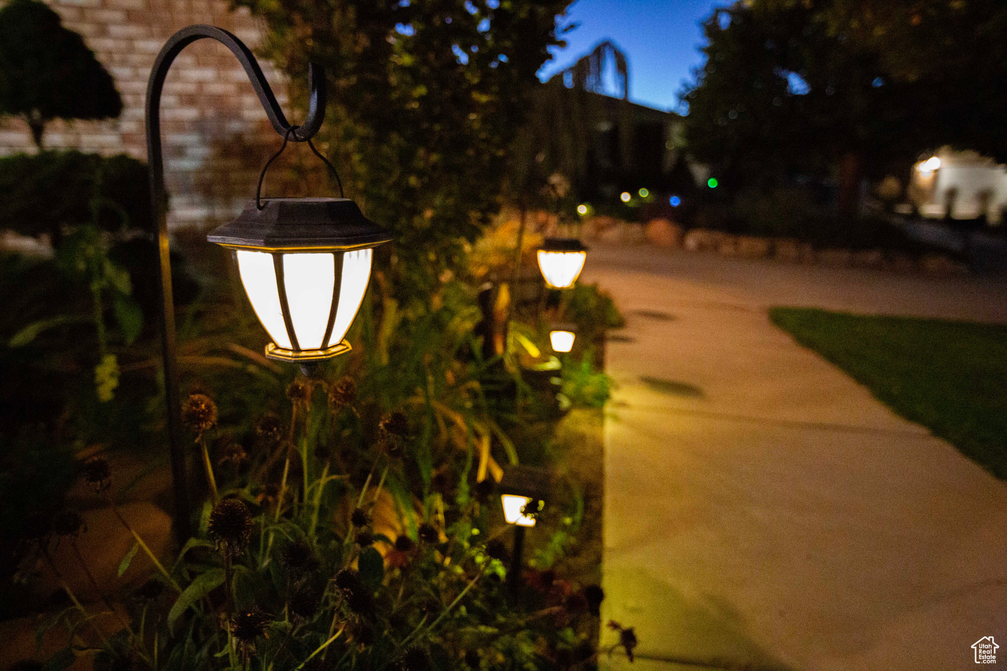 Inviting solar powered lighting.