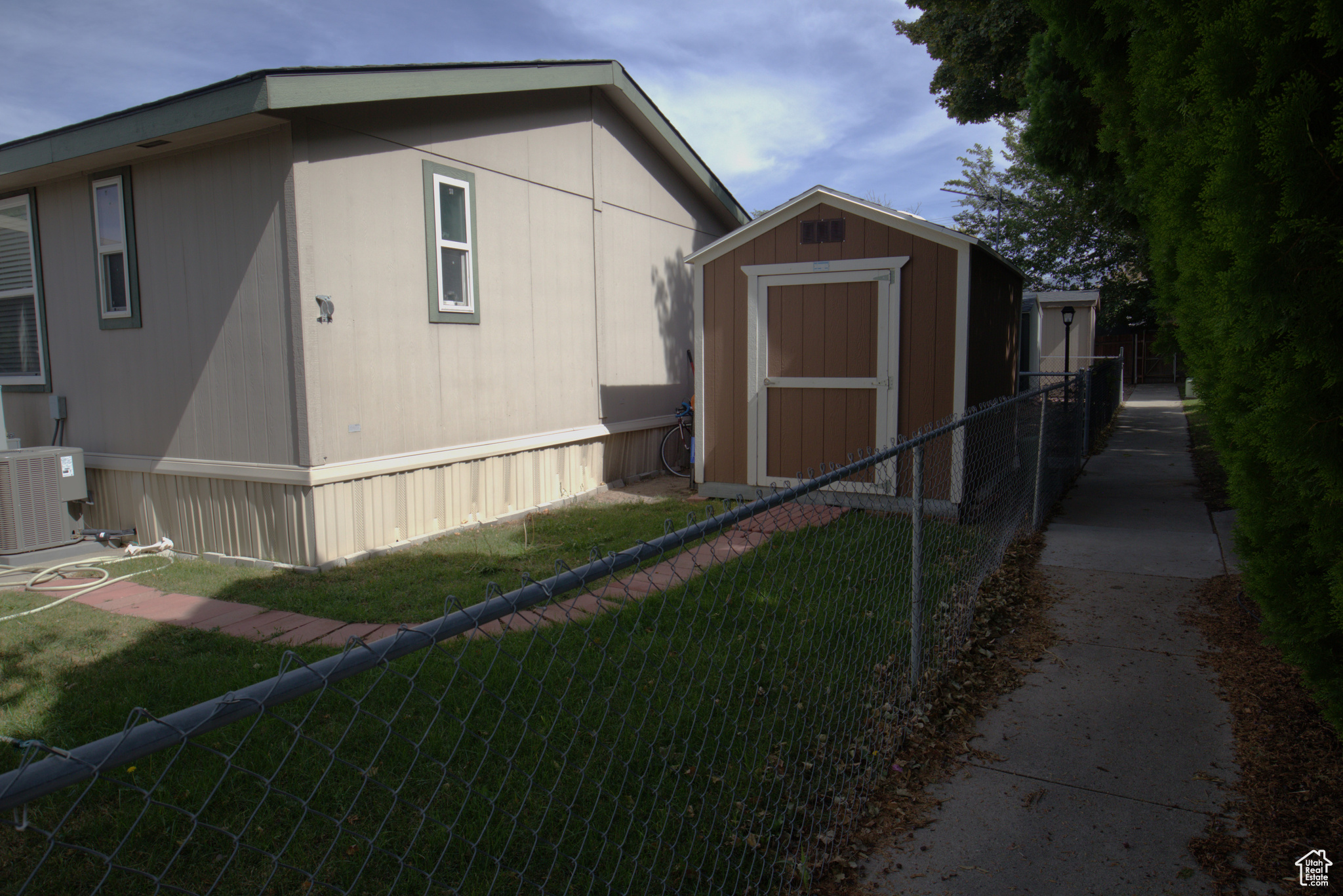 rear facing storage shed