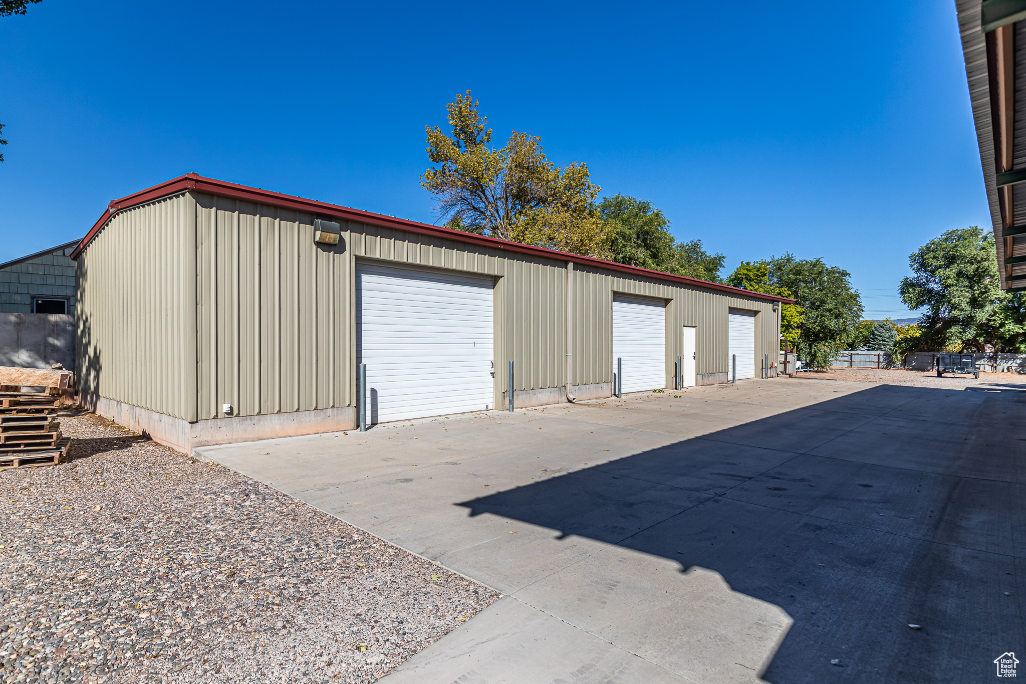 557 E 300 N, Richfield, Utah 84701, ,Commercial Sale,For sale,300,2027125