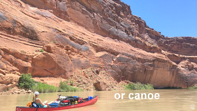 Enjoy the calm - flat water area of the Green River too.