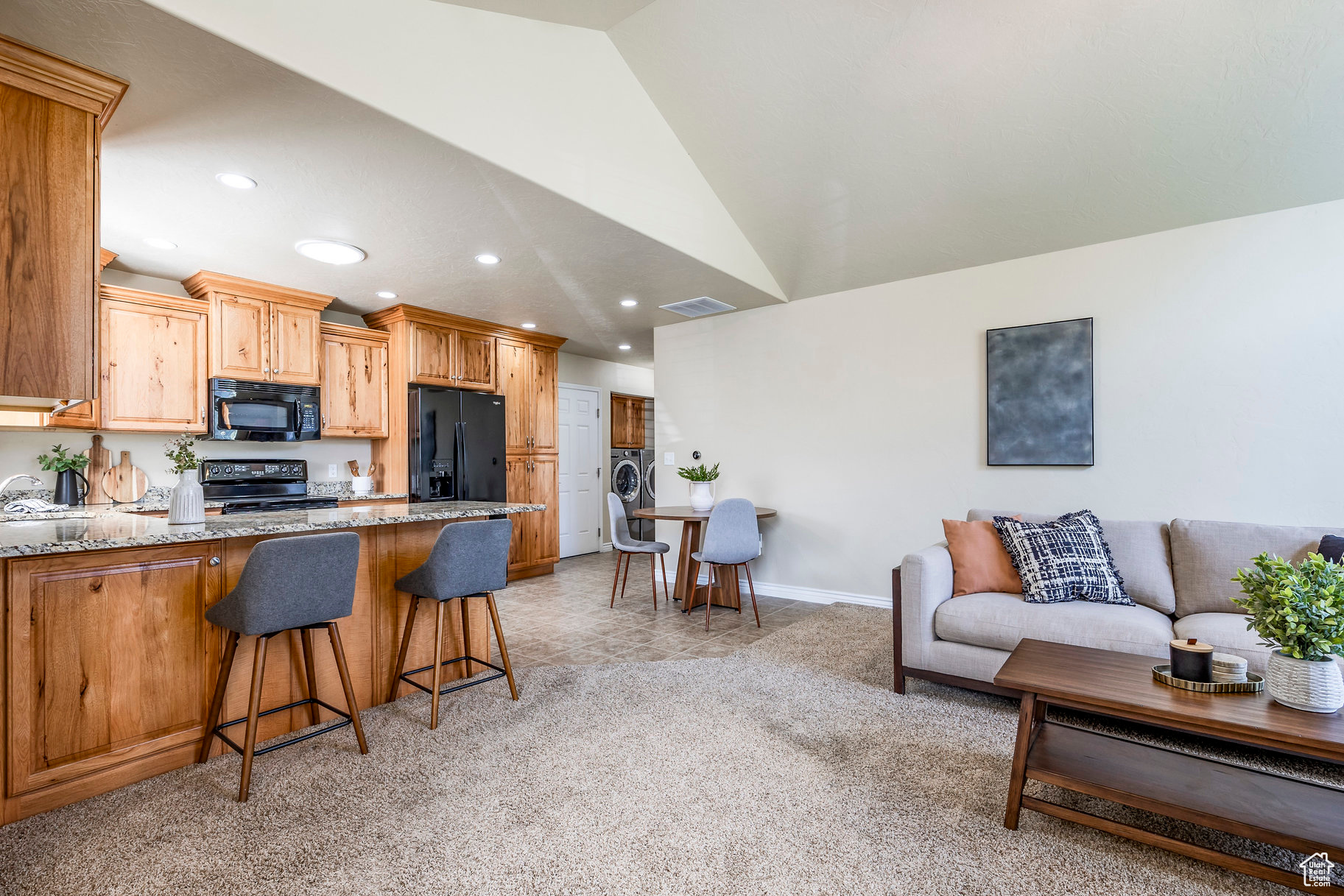 322 E 2280 N #C, North Logan, Utah 84341, 1 Bedroom Bedrooms, 8 Rooms Rooms,1 BathroomBathrooms,Residential,For sale,2280,2028801