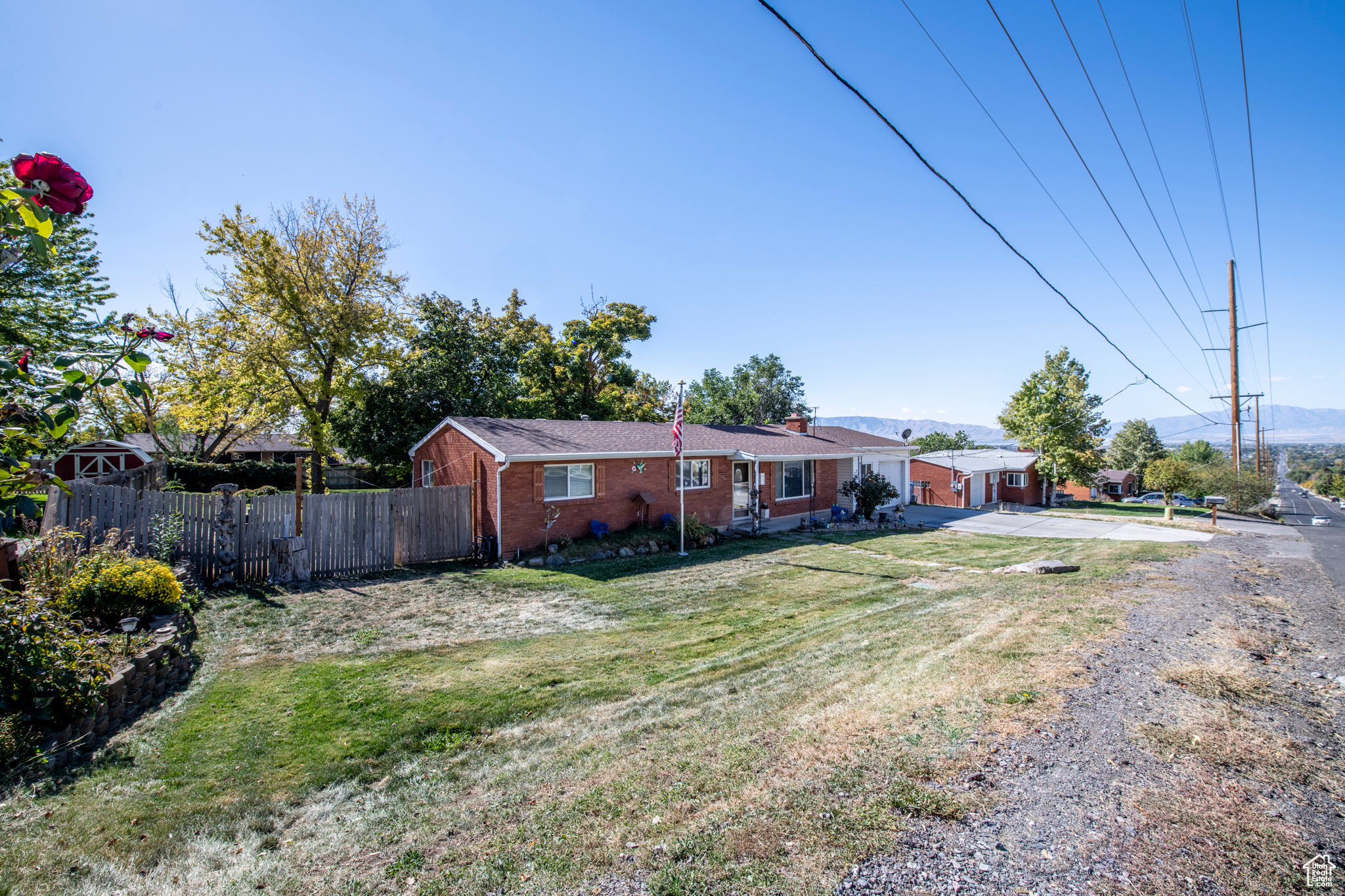 576 E 1100 N, Pleasant Grove, Utah 84062, 3 Bedrooms Bedrooms, 10 Rooms Rooms,Residential,For sale,1100,2029680