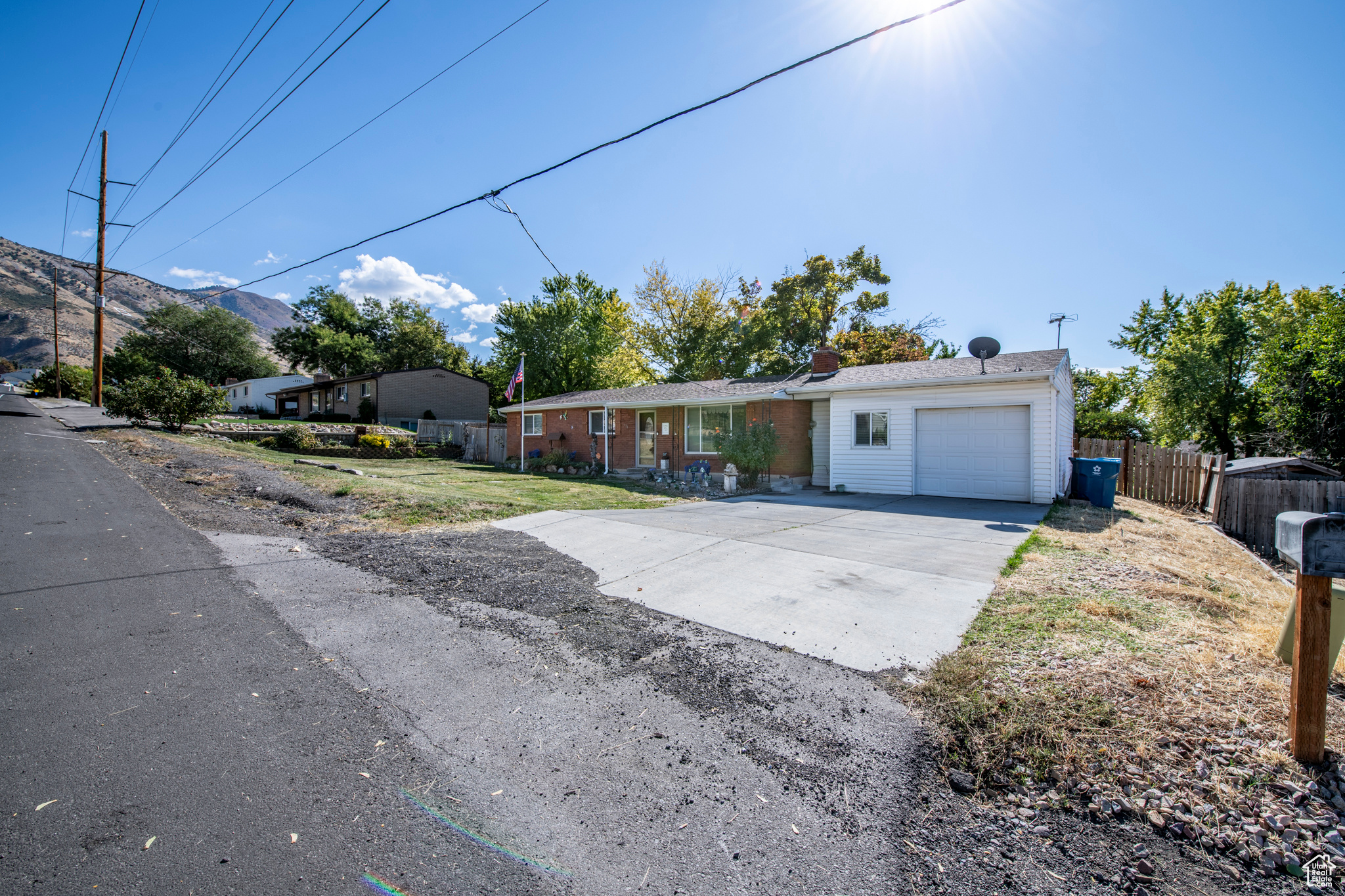 576 E 1100 N, Pleasant Grove, Utah 84062, 3 Bedrooms Bedrooms, 10 Rooms Rooms,Residential,For sale,1100,2029680