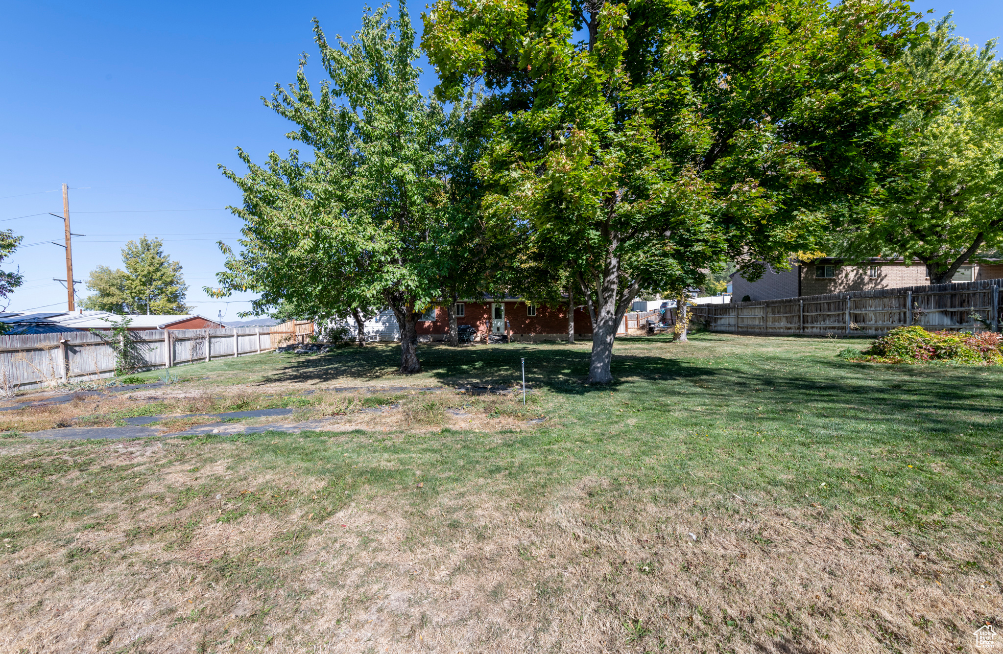 576 E 1100 N, Pleasant Grove, Utah 84062, 3 Bedrooms Bedrooms, 10 Rooms Rooms,Residential,For sale,1100,2029680