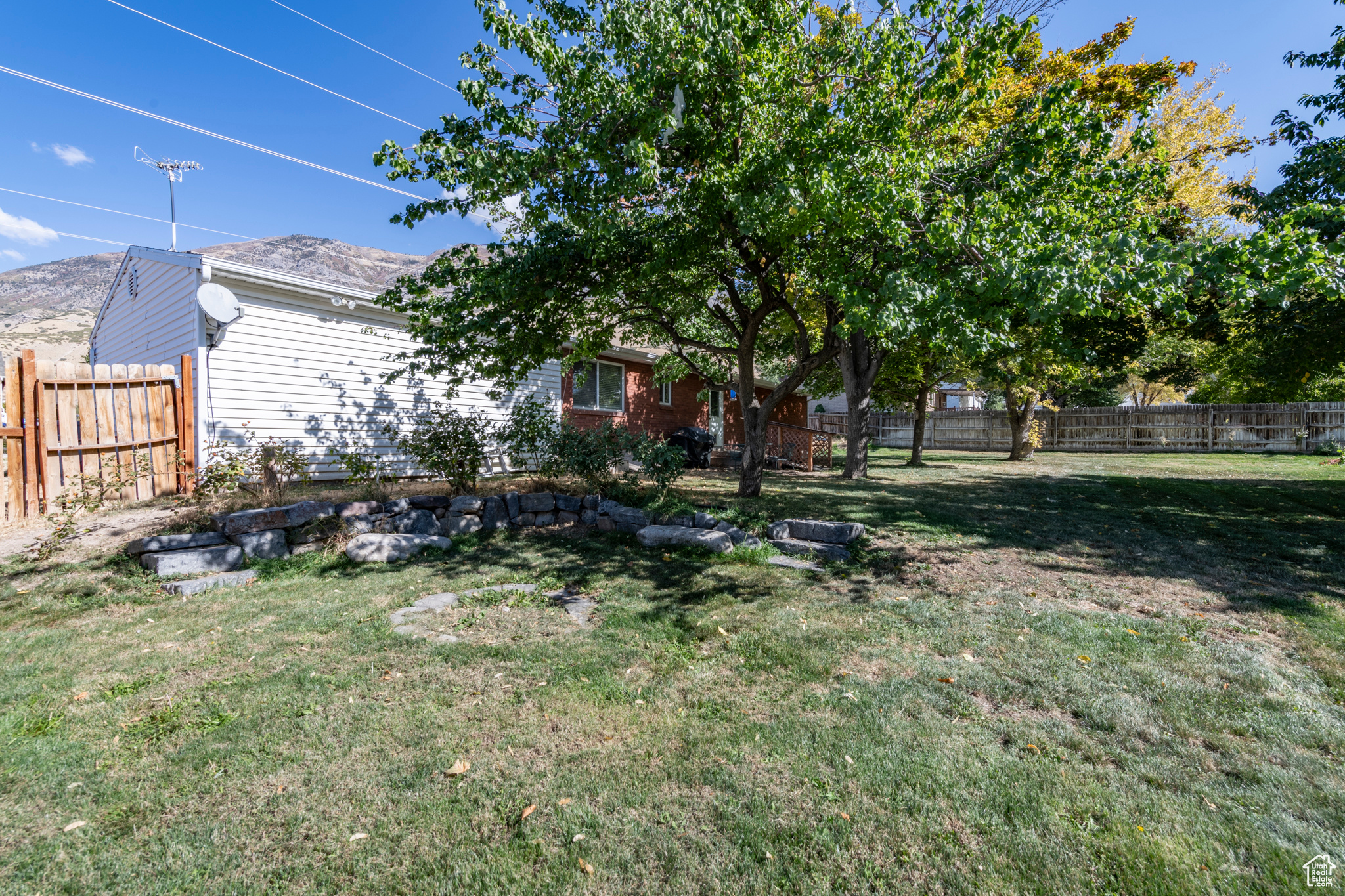 576 E 1100 N, Pleasant Grove, Utah 84062, 3 Bedrooms Bedrooms, 10 Rooms Rooms,Residential,For sale,1100,2029680