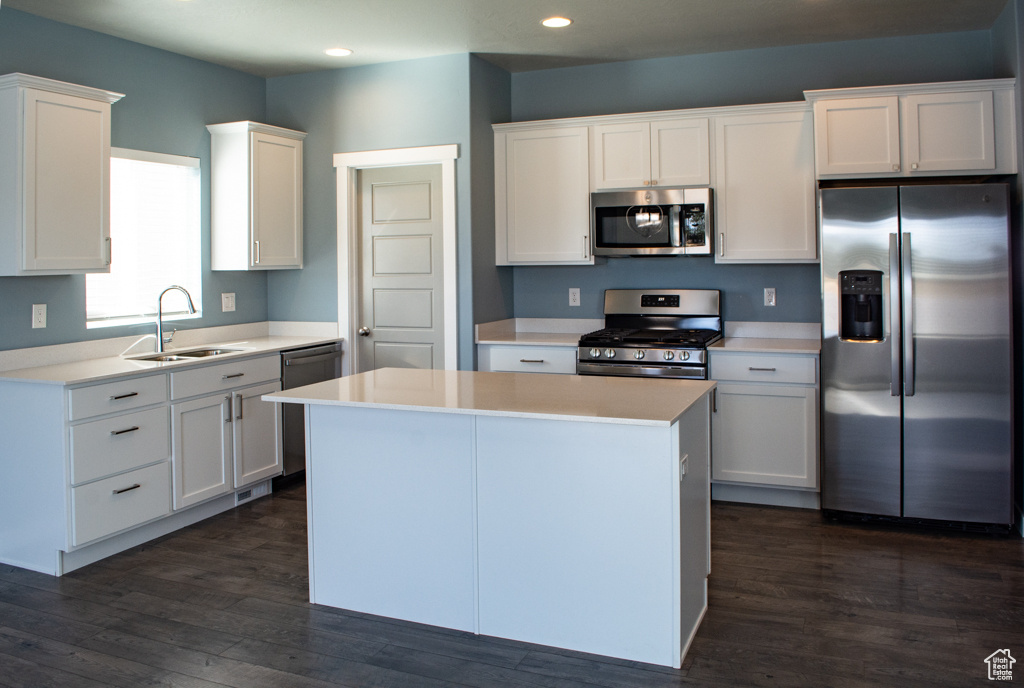 The kitchen and pantry are just the right size for how you like to cook.