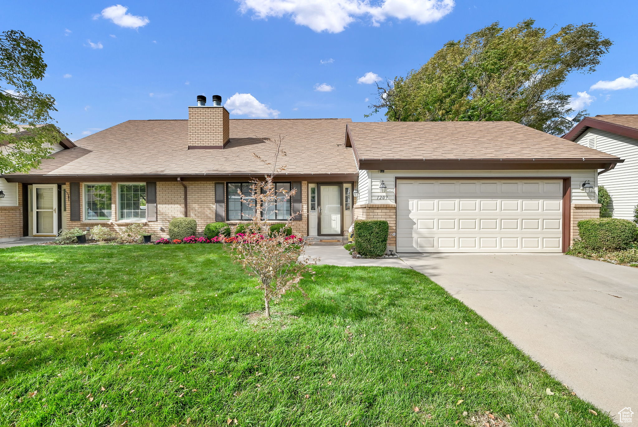 1209 N 575 W, Centerville, Utah 84014, 2 Bedrooms Bedrooms, 11 Rooms Rooms,1 BathroomBathrooms,Residential,For sale,575,2029815