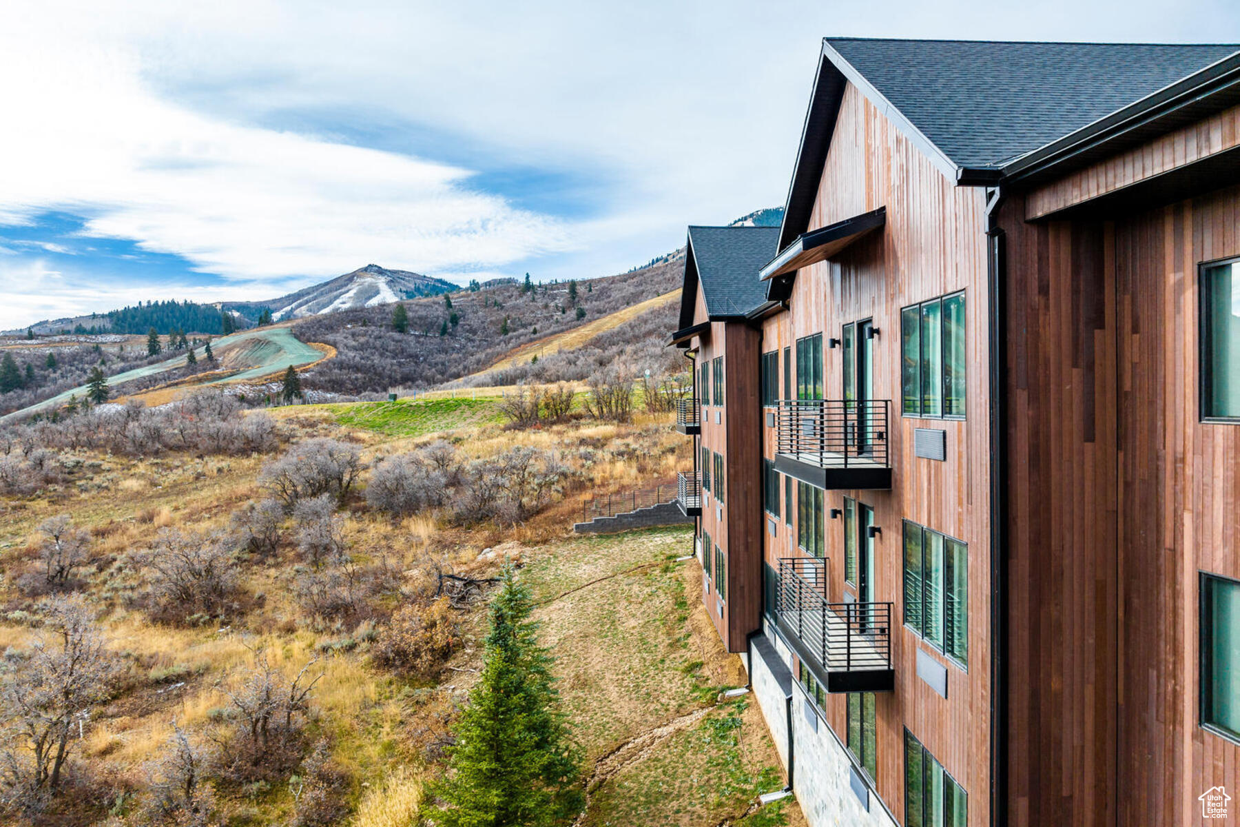 2303 DEER HOLLOW #1232, Park City, Utah 84060, 2 Bedrooms Bedrooms, 5 Rooms Rooms,1 BathroomBathrooms,Residential,For sale,DEER HOLLOW,2029973