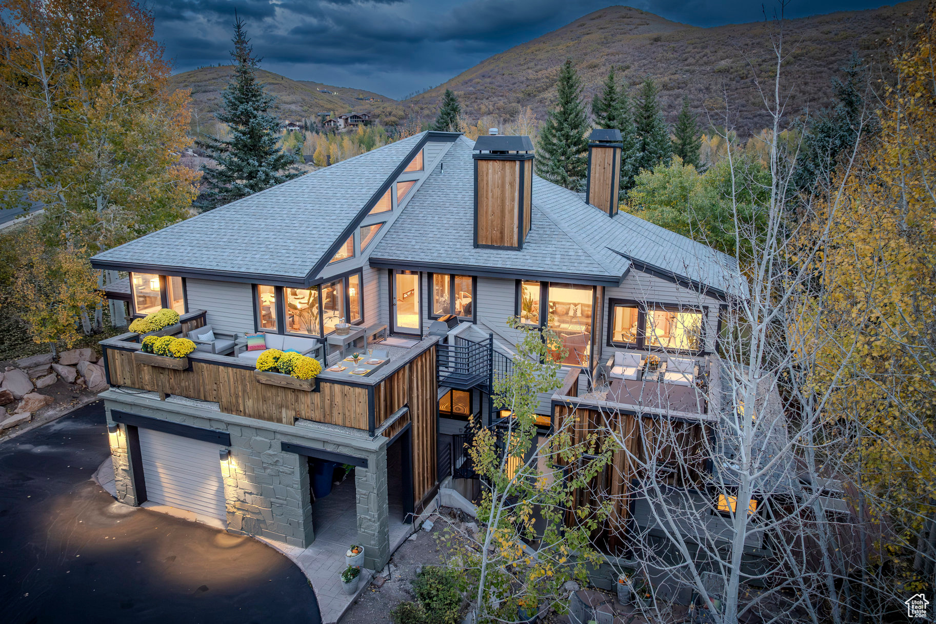 2060 SOLAMERE, Park City, Utah 84060, 4 Bedrooms Bedrooms, 15 Rooms Rooms,1 BathroomBathrooms,Residential,For sale,SOLAMERE,2030001