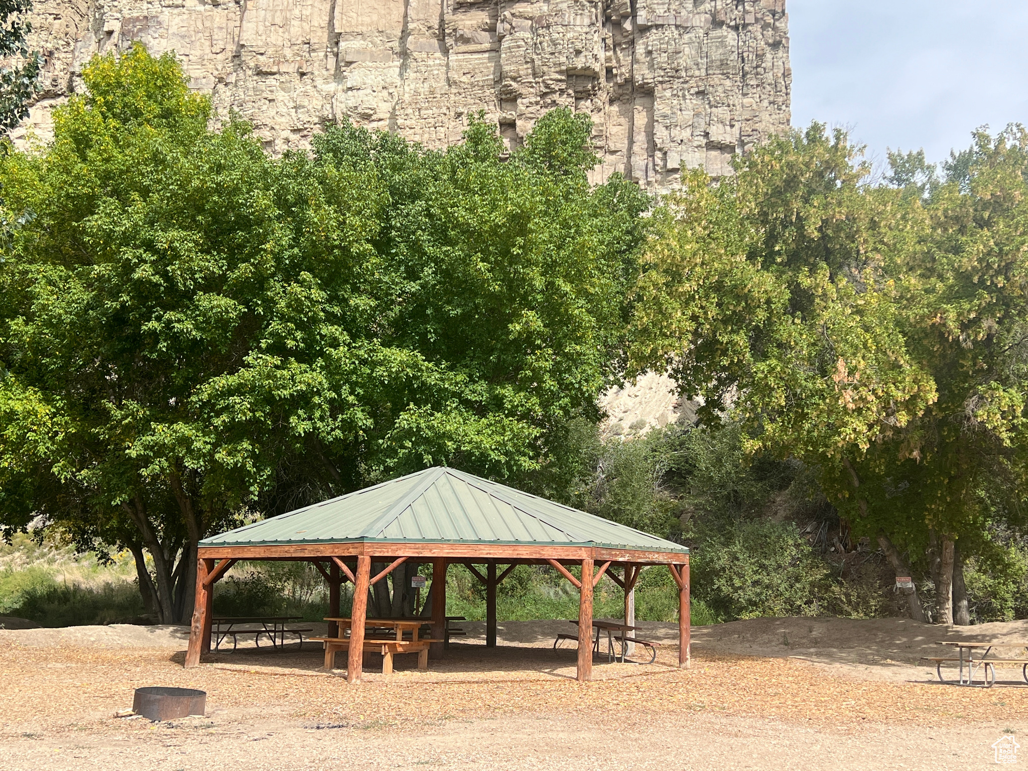 Camp area Pavilion