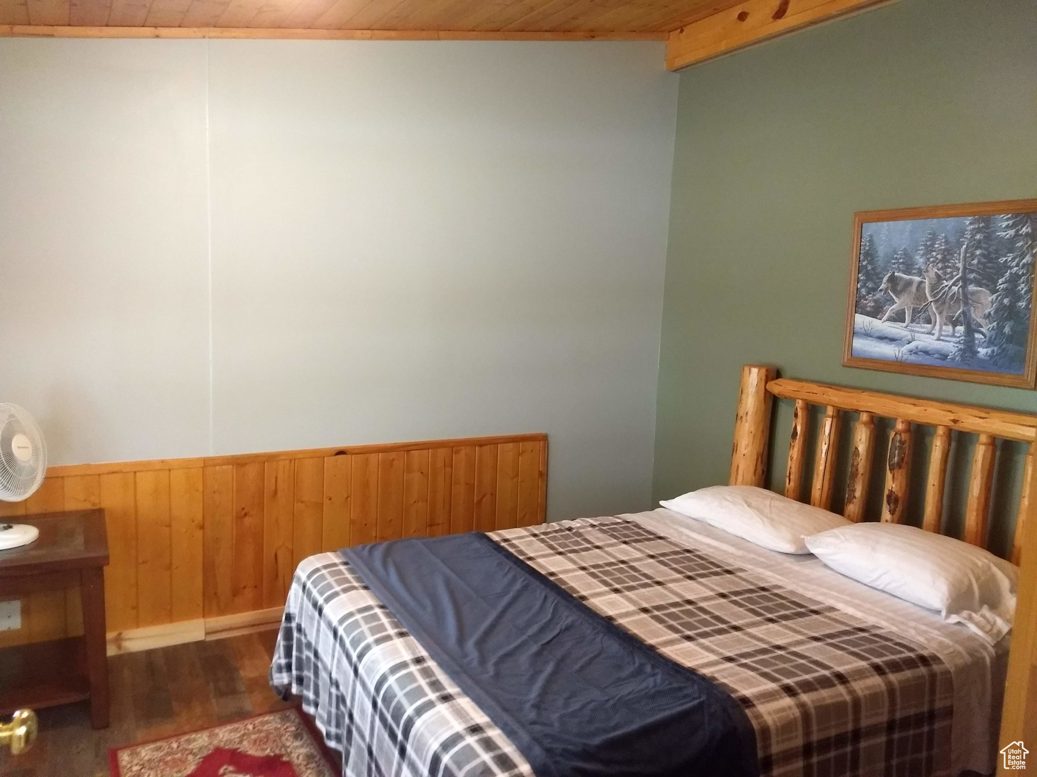 Lodge Bedroom sample