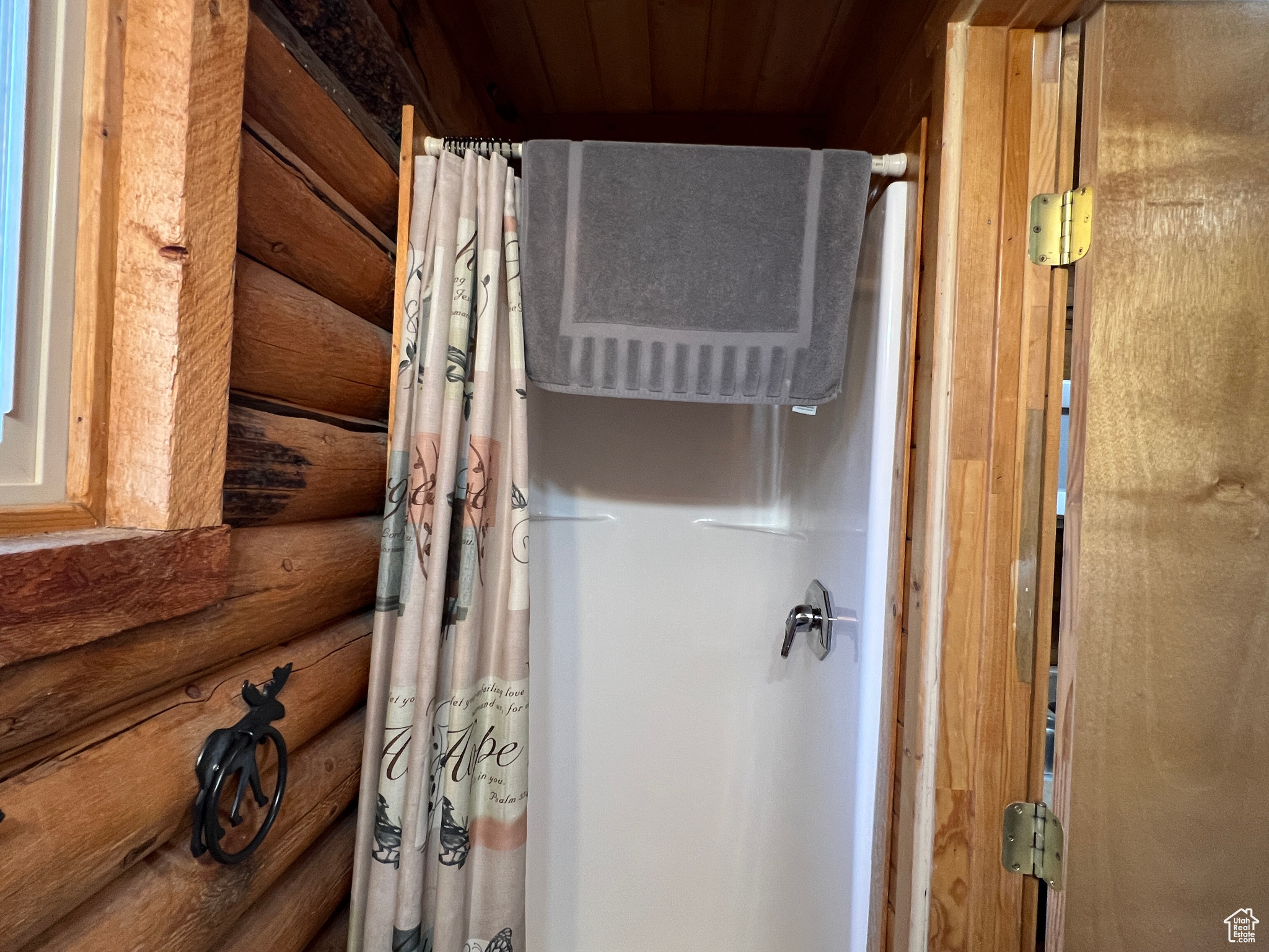 Cabin shower