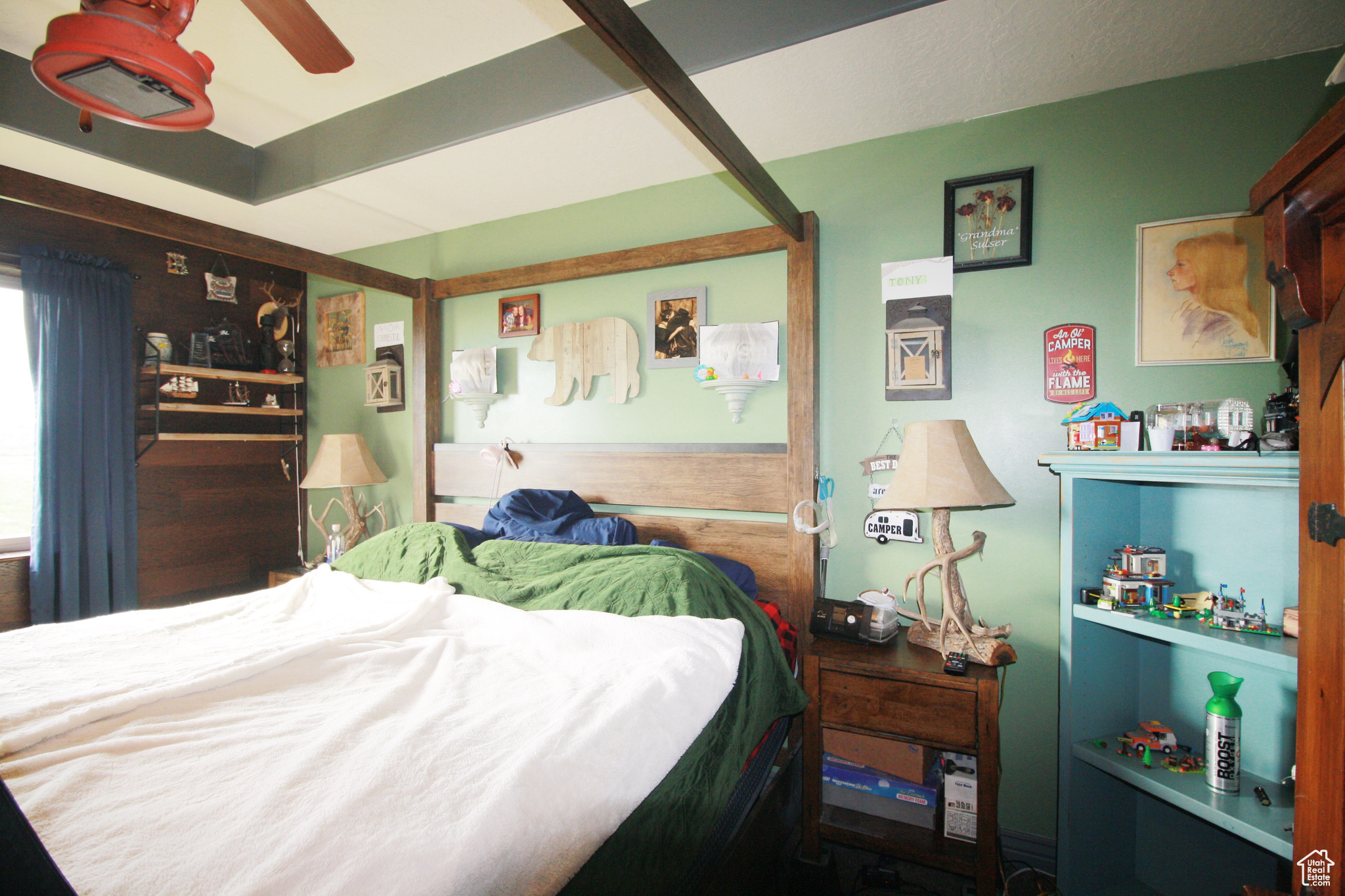 Master Bedroom with ceiling fan