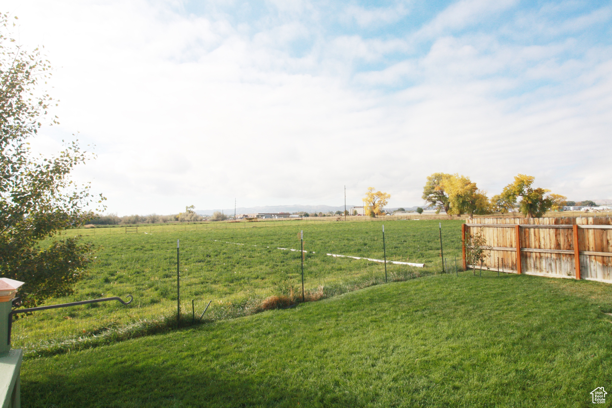 View of yard featuring a rural view