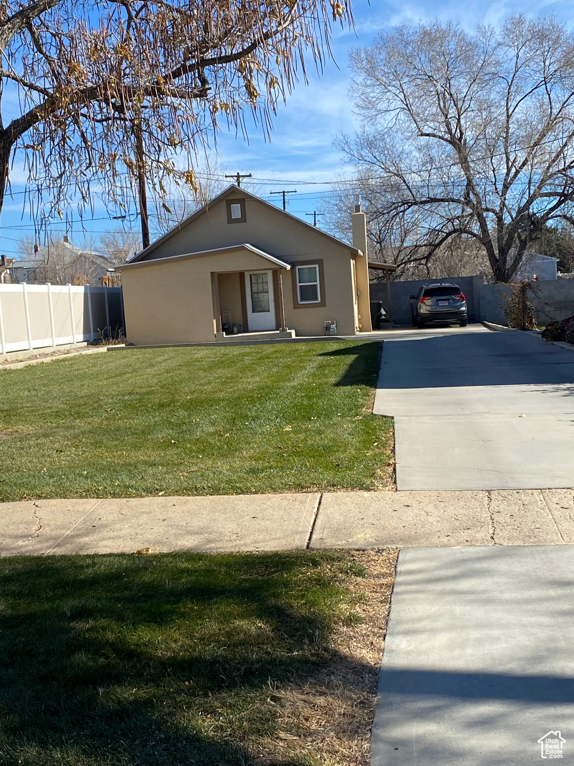 143 S 200 E, Price, Utah 84501, 2 Bedrooms Bedrooms, 6 Rooms Rooms,1 BathroomBathrooms,Residential,For sale,200,2030494