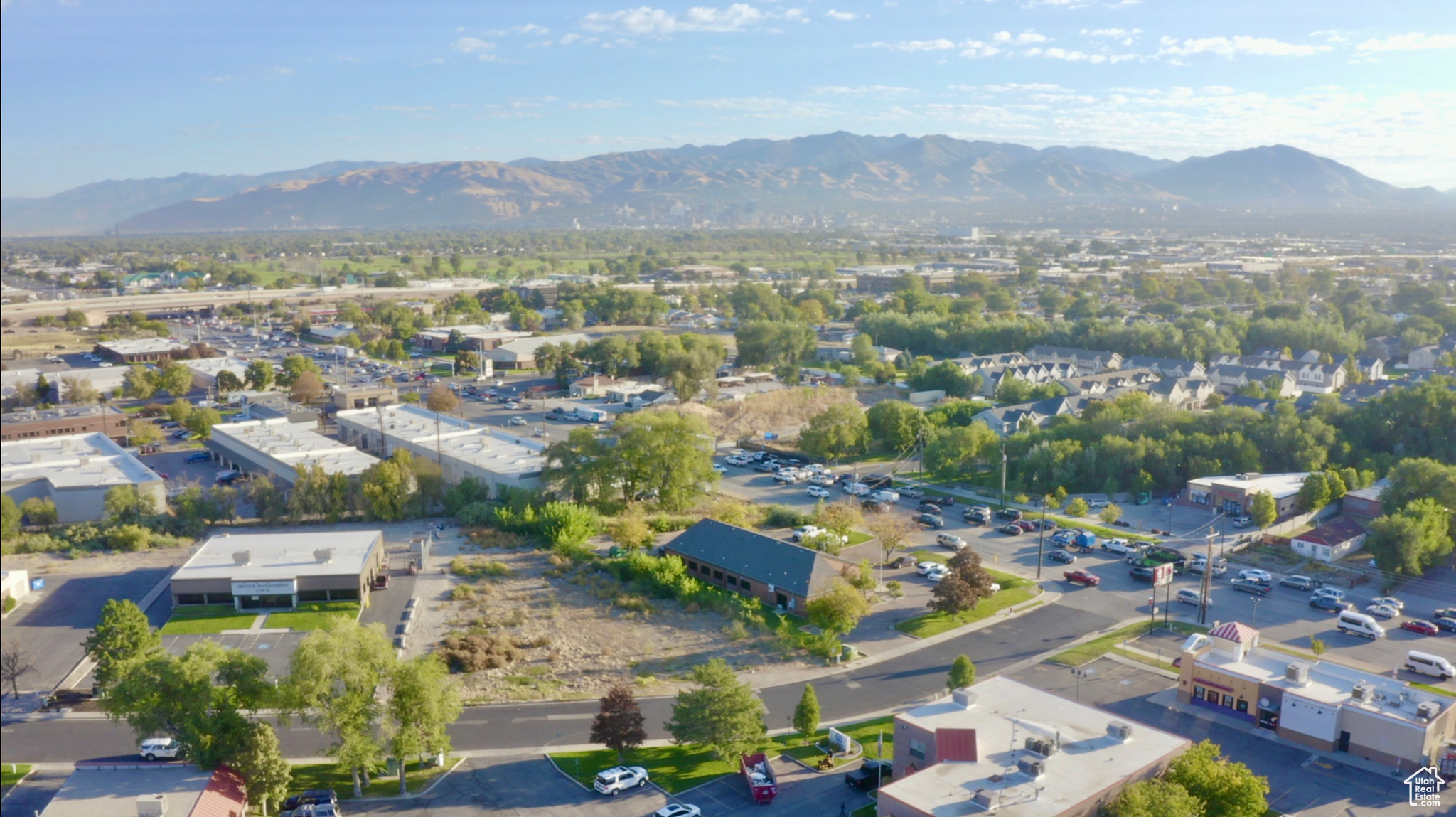 2390 S REDWOOD, West Valley City, Utah 84119, ,Commercial Lease,For sale,REDWOOD,2030505