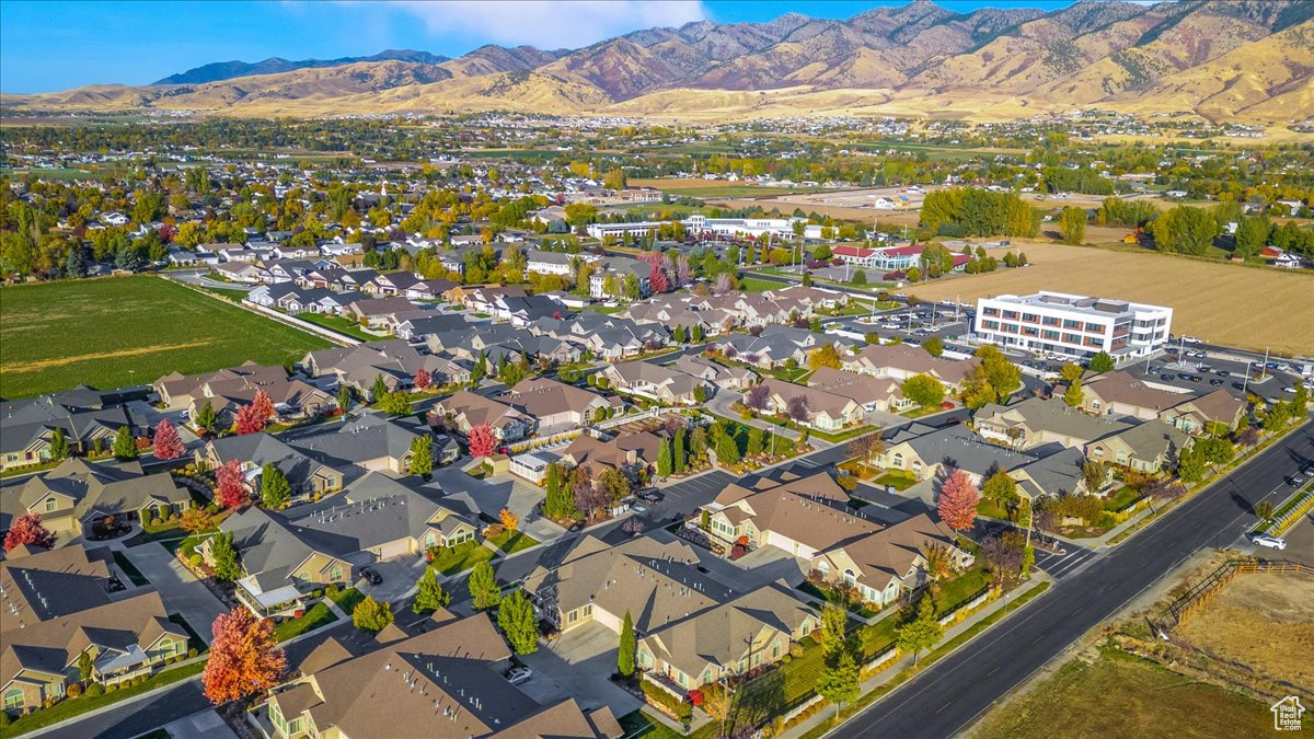 Drone / aerial view featuring a mountain view