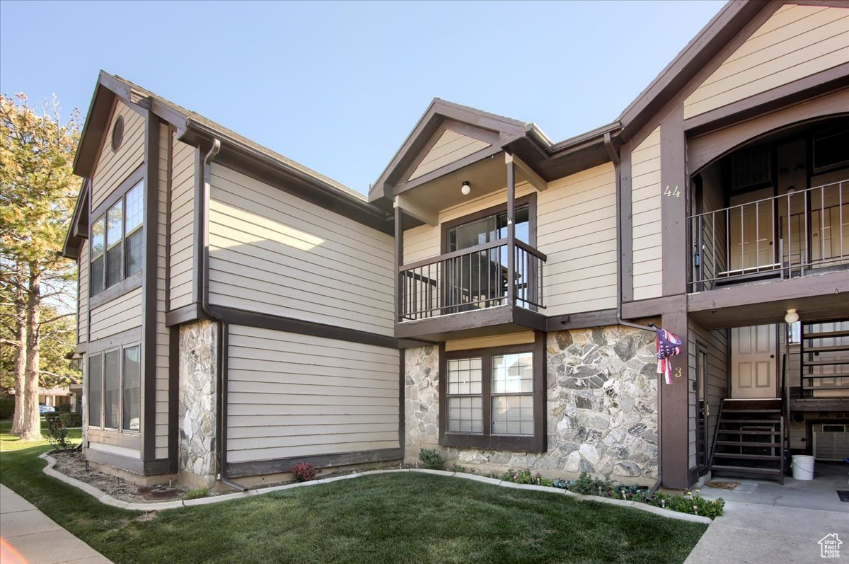 5420 S 350 E #44, Washington Terrace, Utah 84405, 2 Bedrooms Bedrooms, 9 Rooms Rooms,1 BathroomBathrooms,Residential,For sale,350,2031106