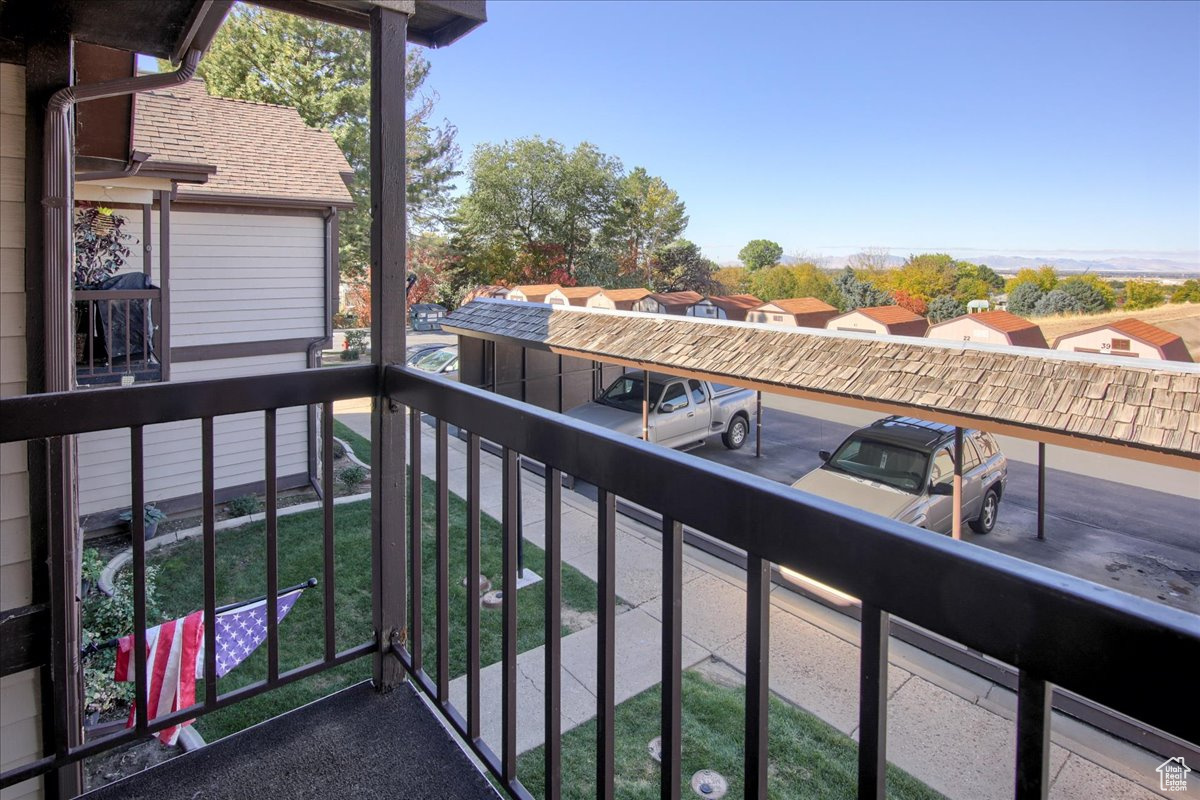 5420 S 350 E #44, Washington Terrace, Utah 84405, 2 Bedrooms Bedrooms, 9 Rooms Rooms,1 BathroomBathrooms,Residential,For sale,350,2031106