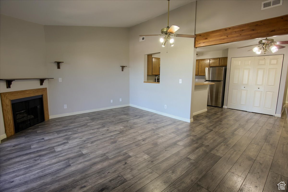 5420 S 350 E #44, Washington Terrace, Utah 84405, 2 Bedrooms Bedrooms, 9 Rooms Rooms,1 BathroomBathrooms,Residential,For sale,350,2031106