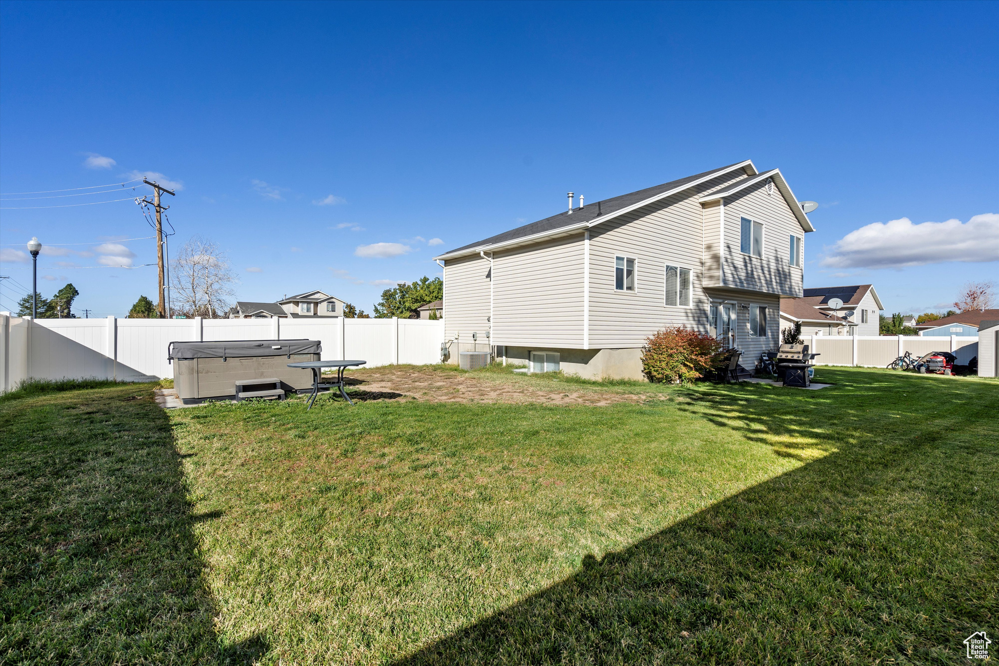 2314 N 1220 W Clinton UT 84015 509,900