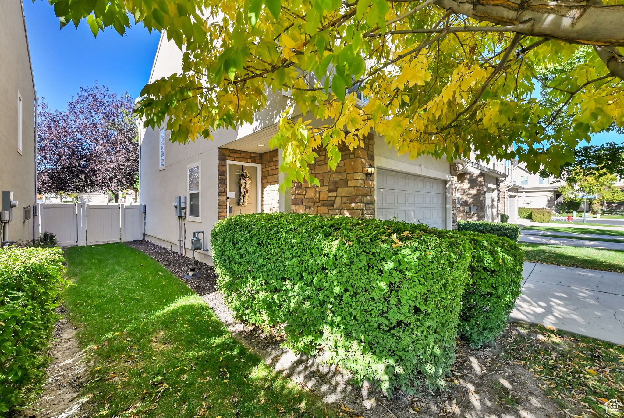 View of front of home featuring a garage